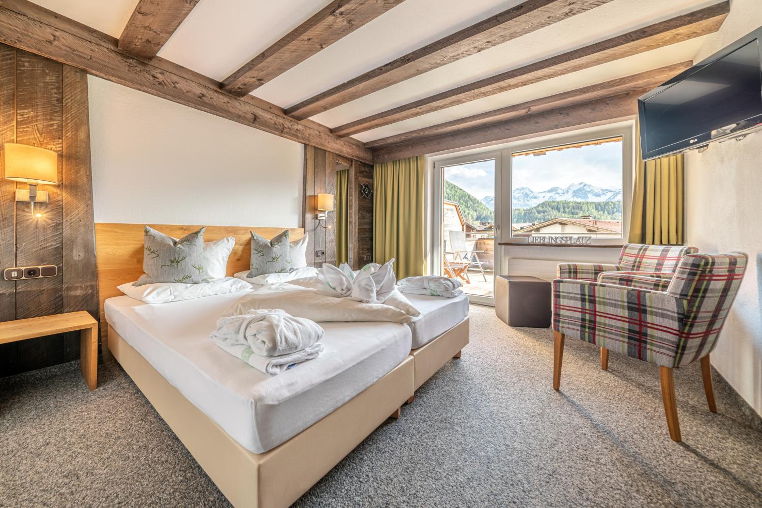 Standard Double Room - Photo 2