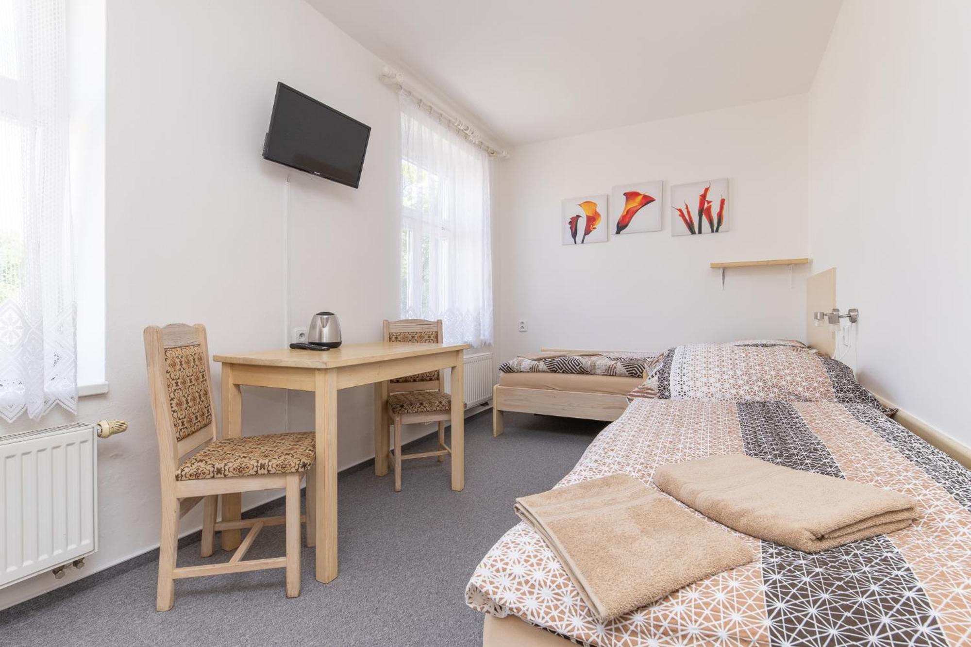 Standard Twin Room photo 1