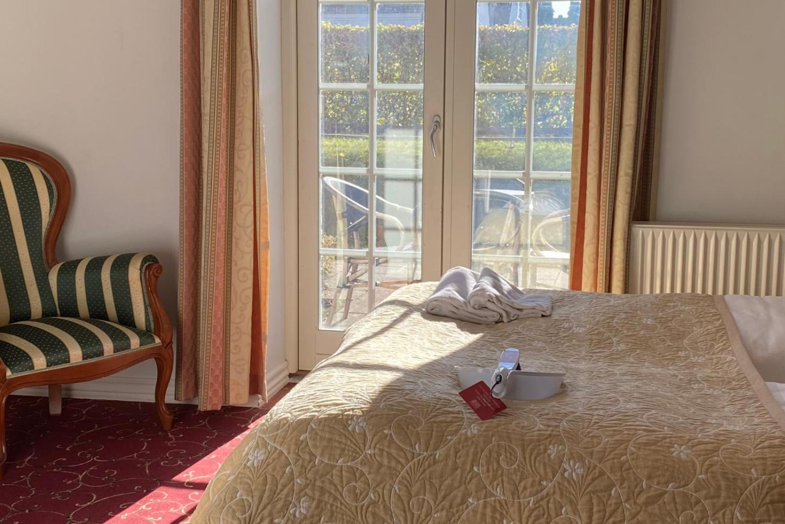 Double or Twin Room - Photo 3