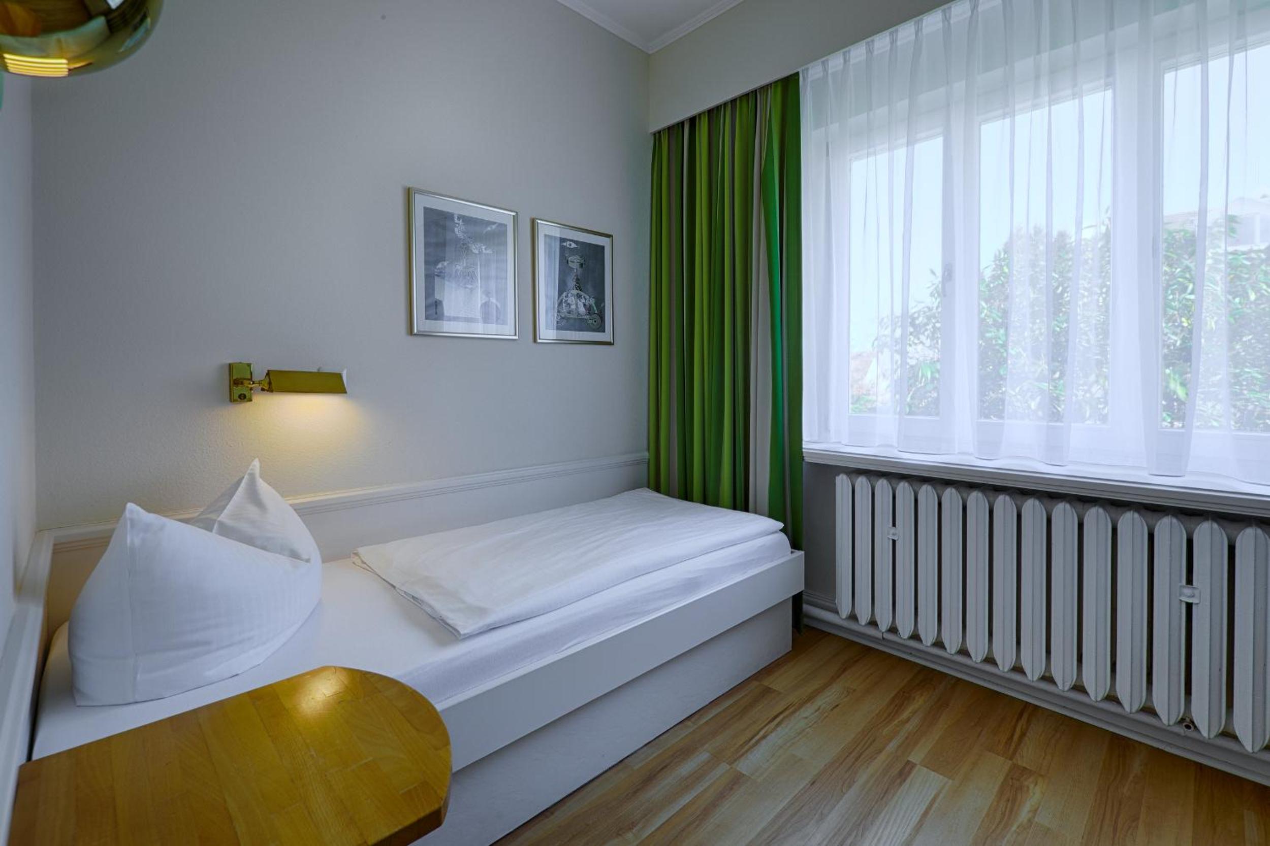 Comfort Triple Room photo 3