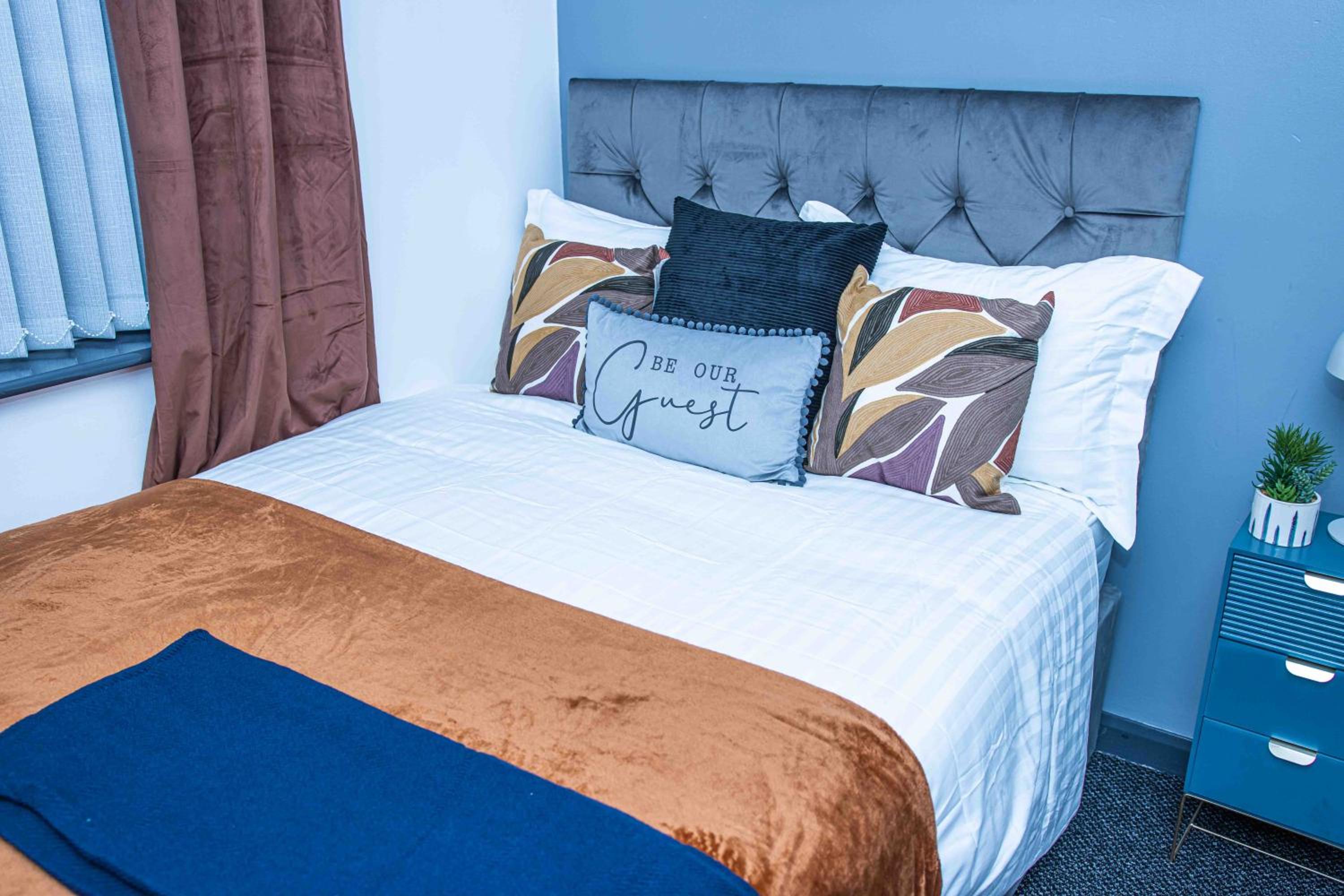 Three-Bedroom House photo 1
