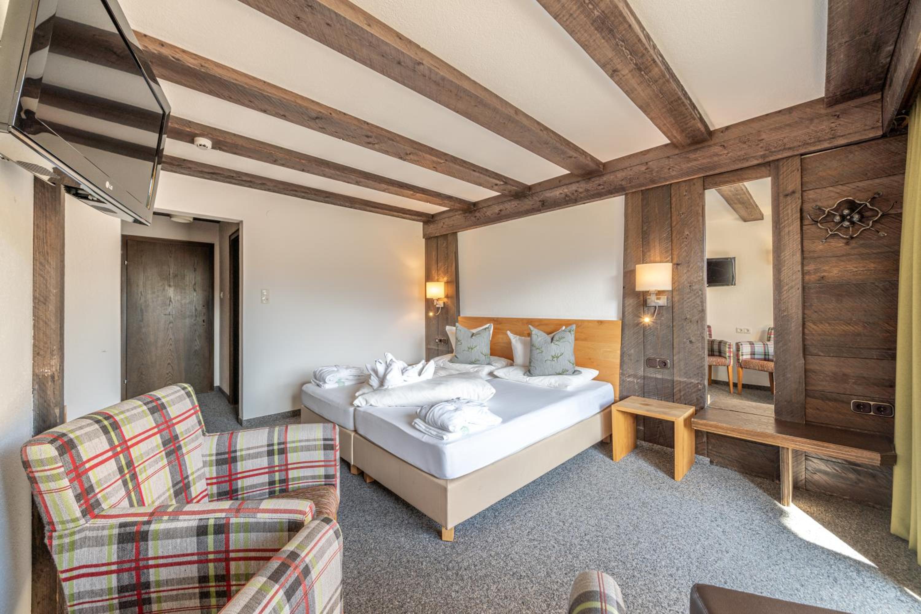 Standard Double Room - Photo 1