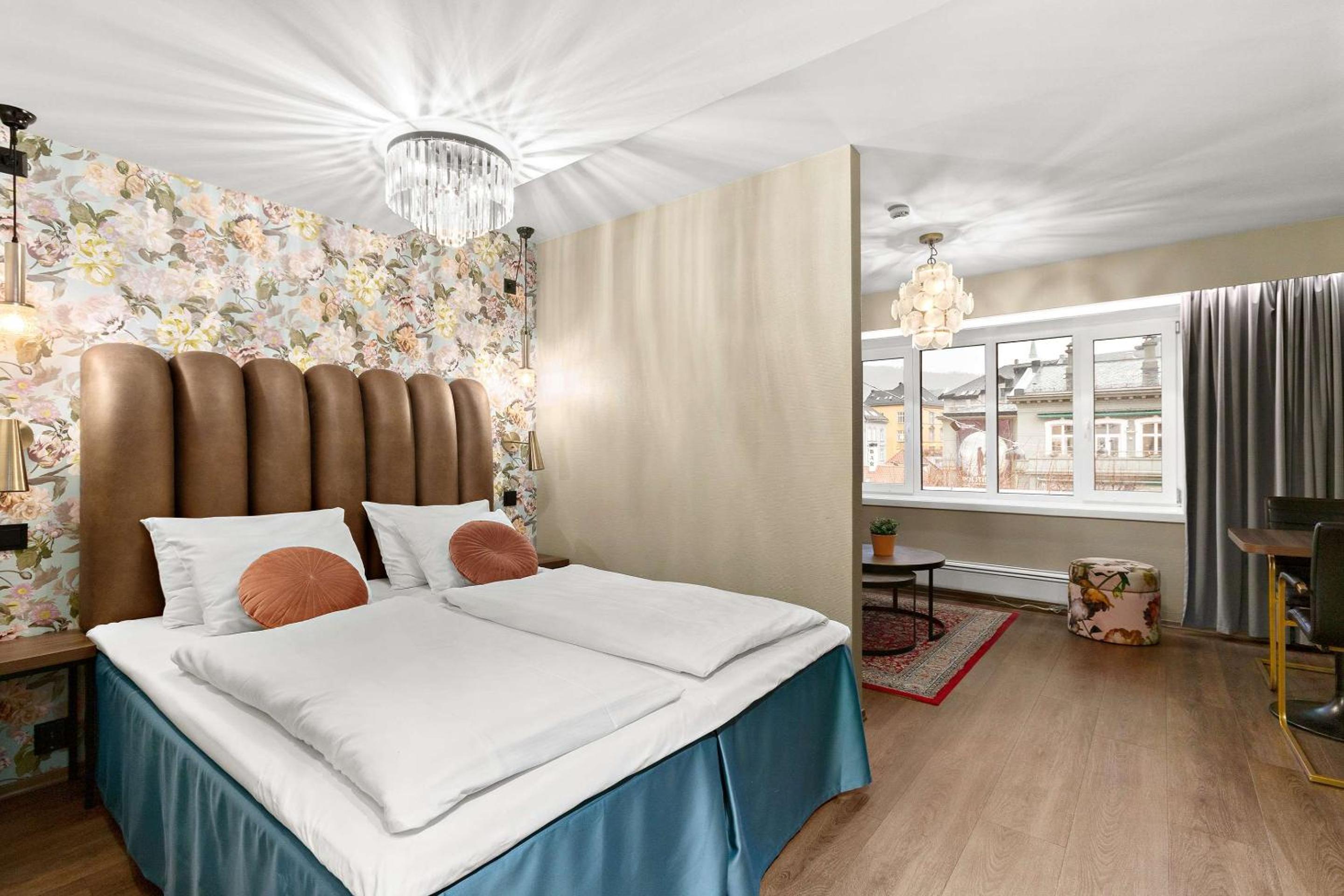 Standard Twin Room - Photo 5