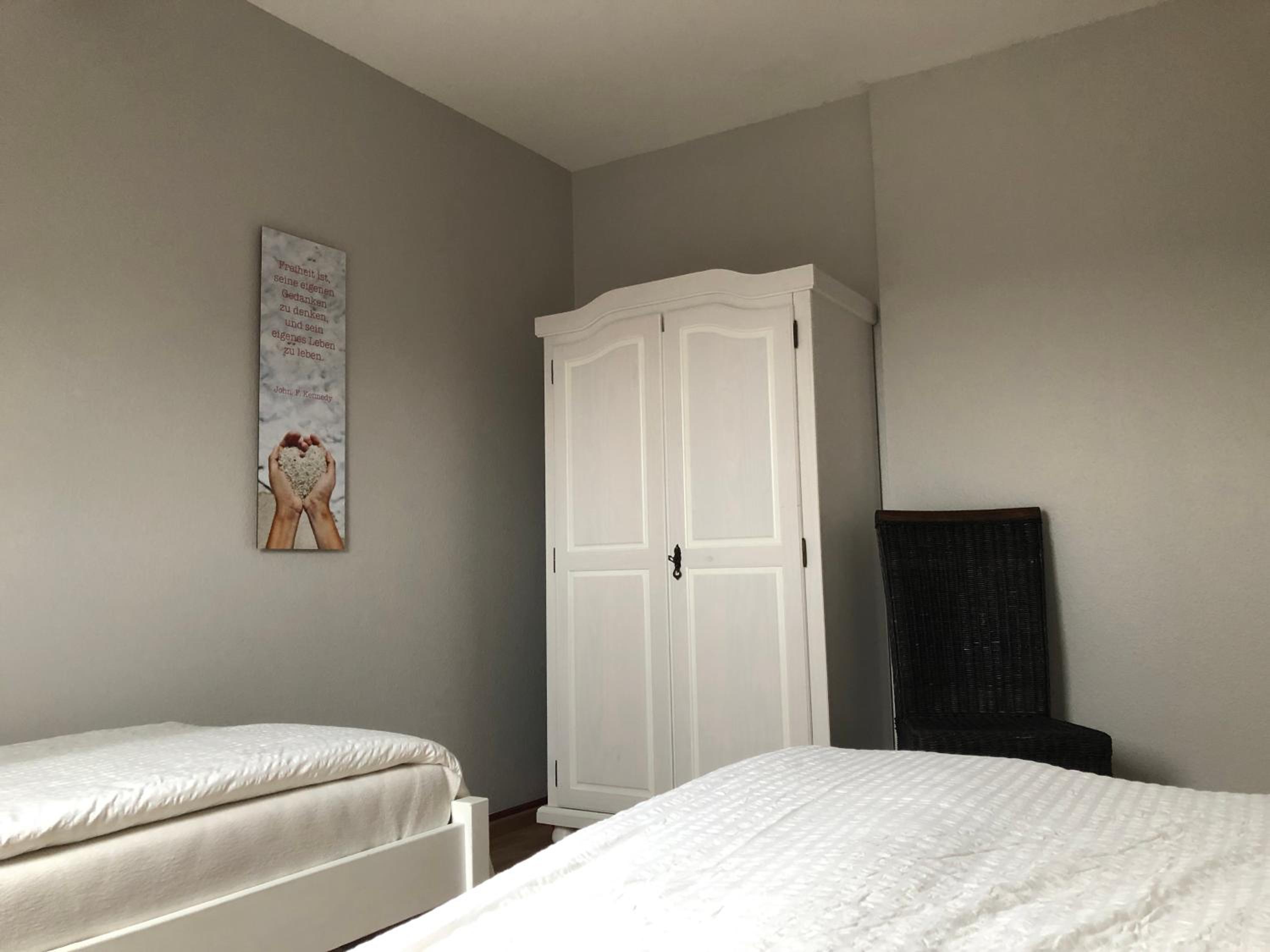 Apartment 34 photo 1