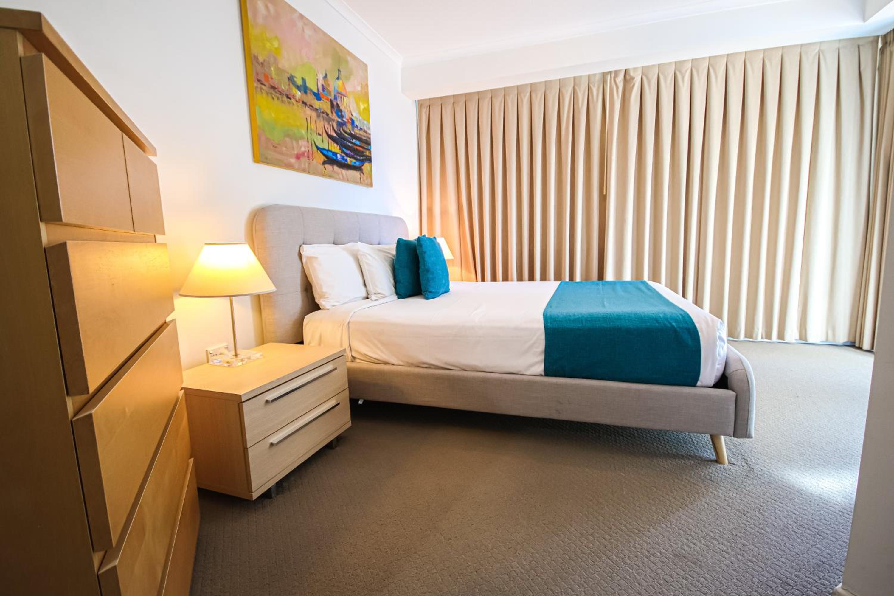 Standard Two-Bedroom Apartment thumbnail 5