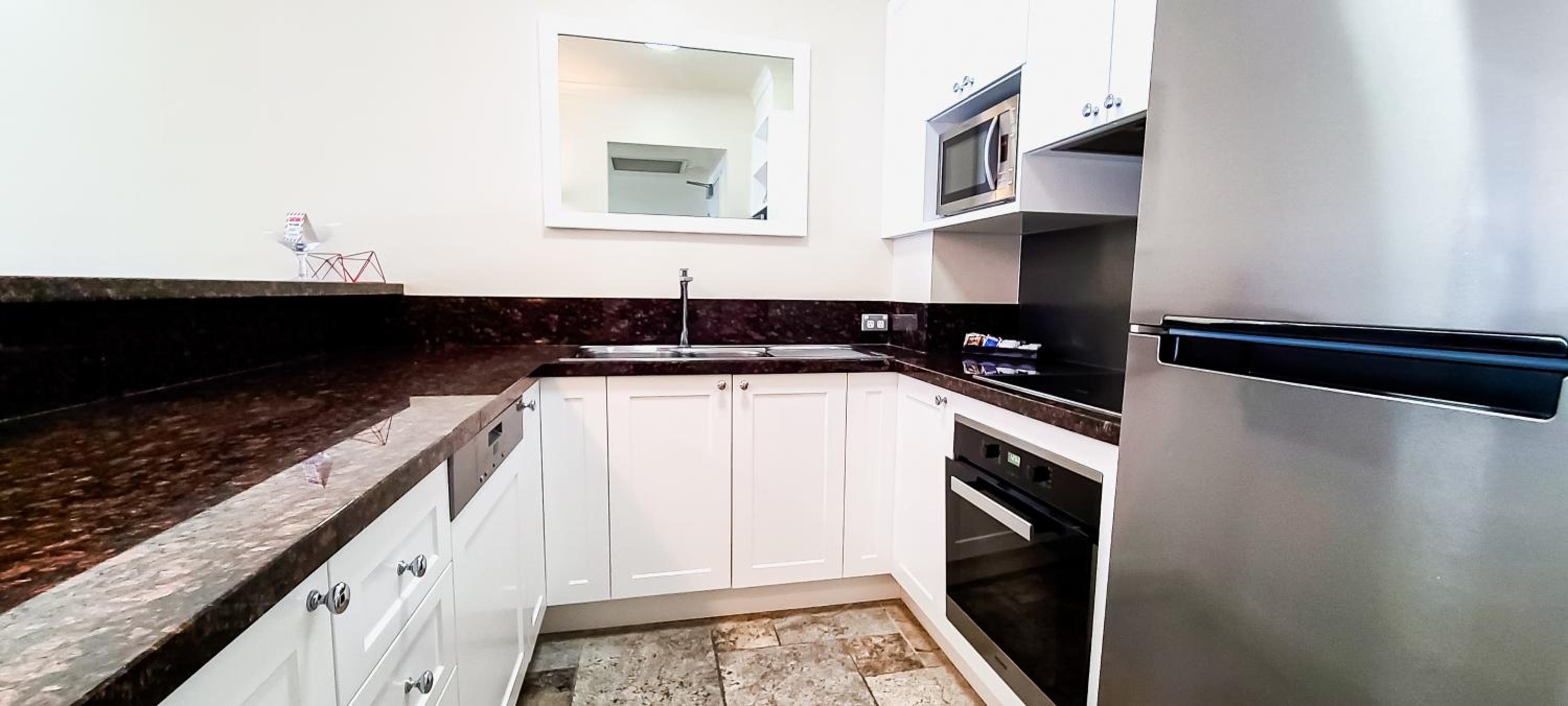 Deluxe Two-Bedroom Apartment