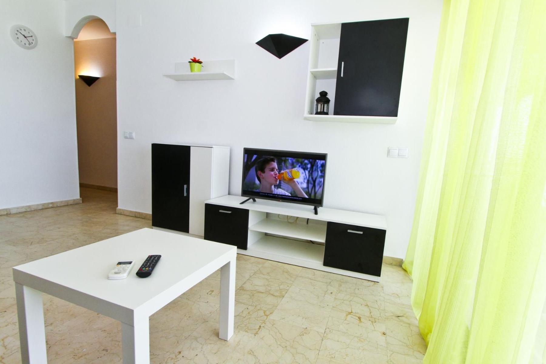 Apartment with Terrace photo 3