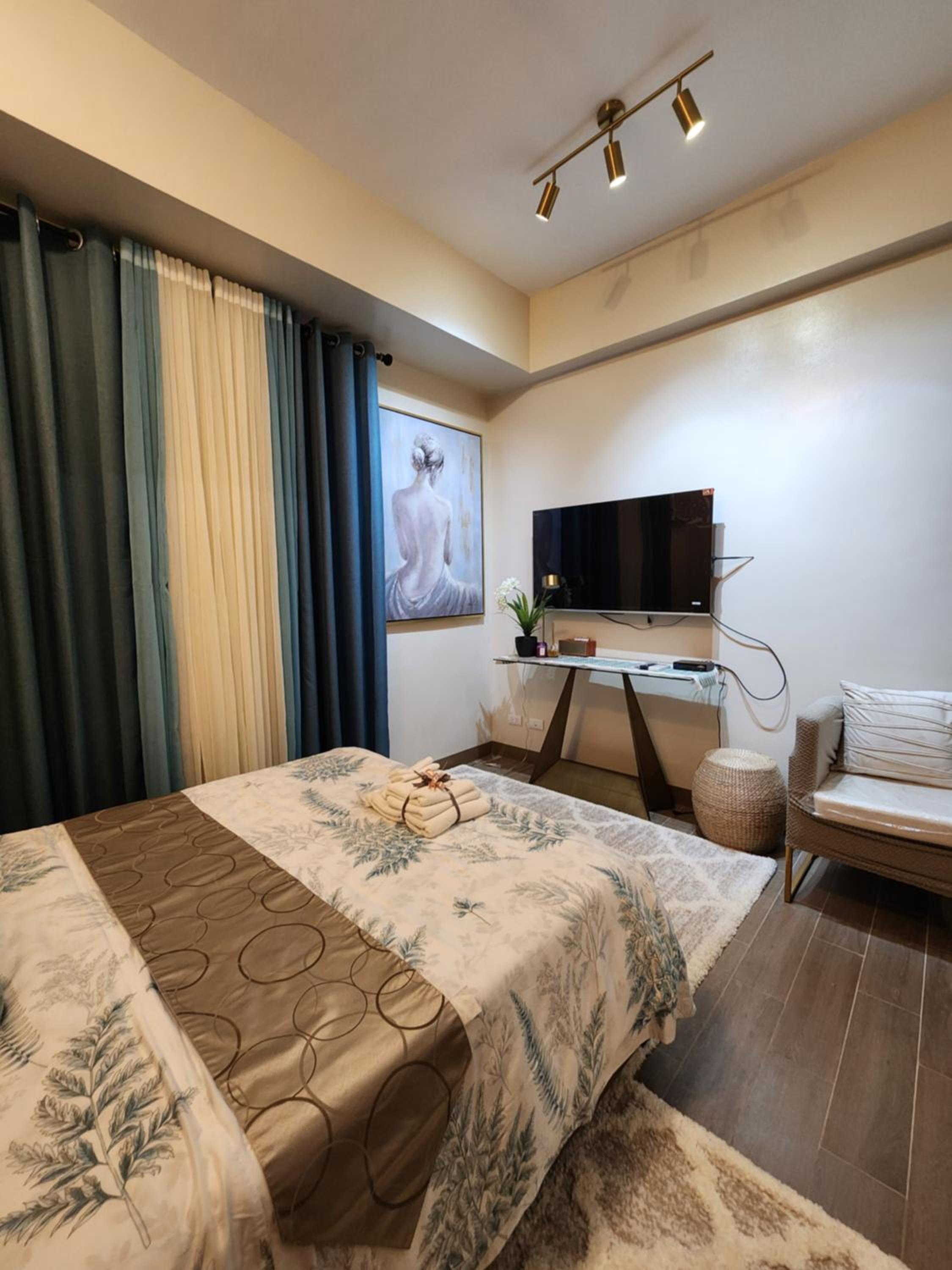 Studio Apartment with Sea View - Photo 1