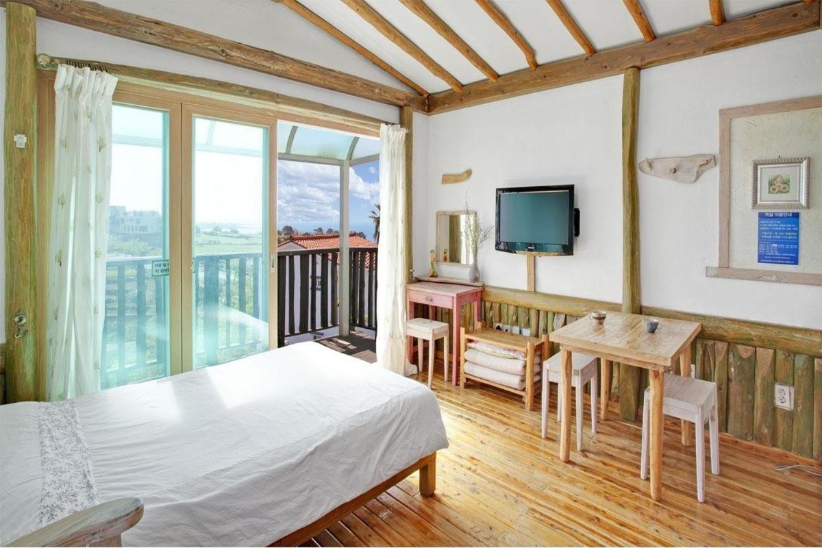 Double Room - Photo 4