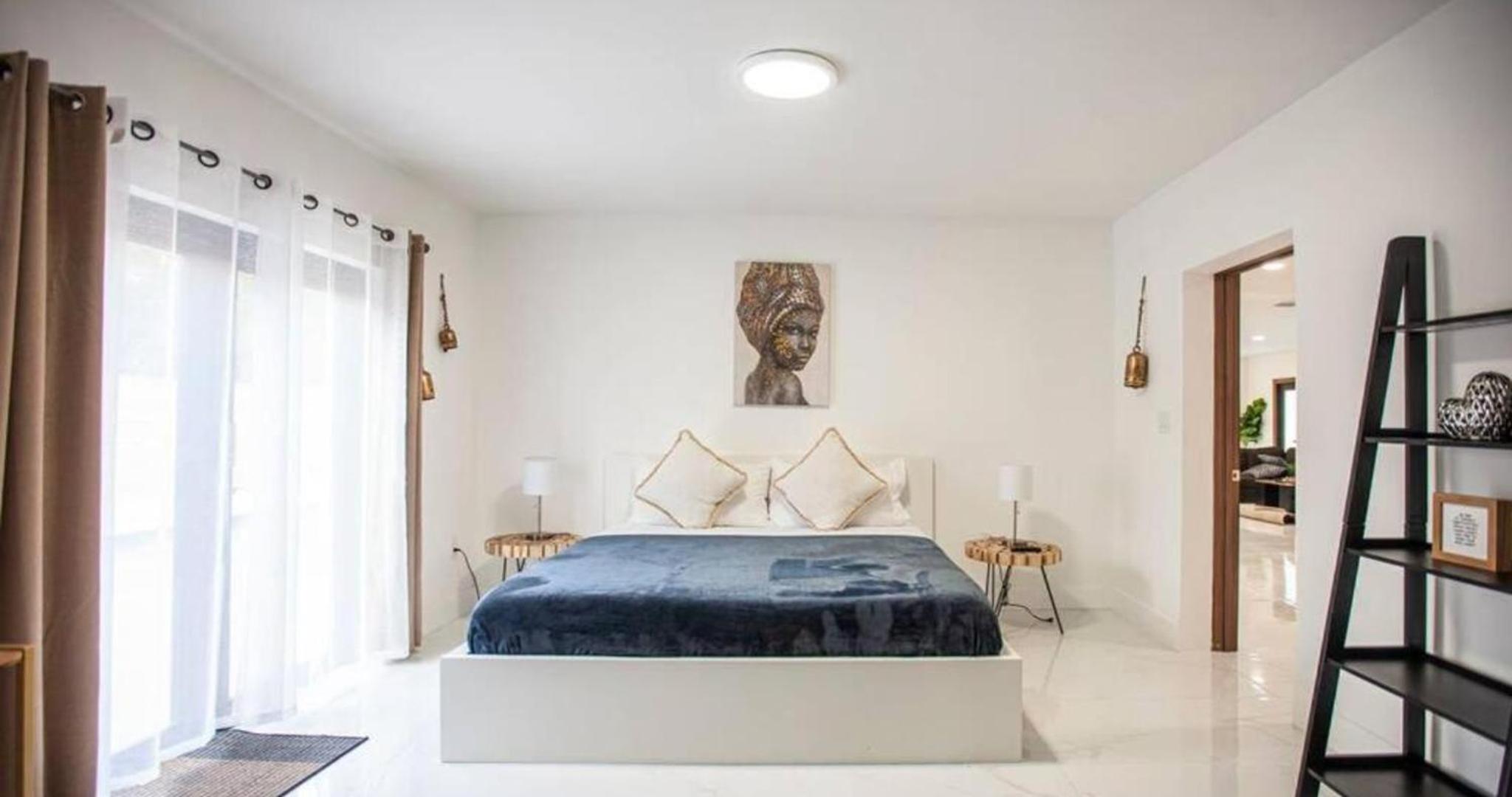 Villa photo 1