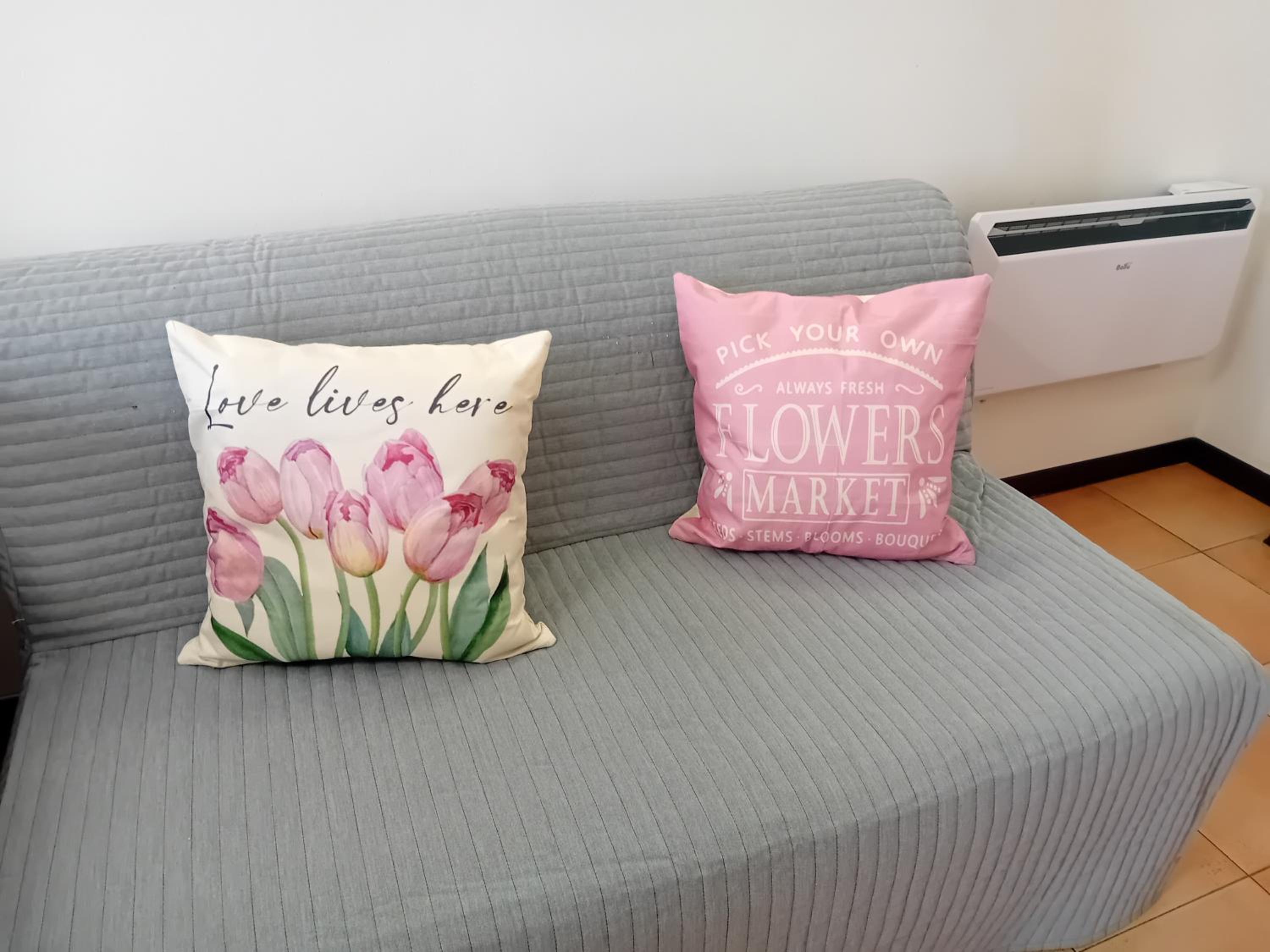 Studio with Sofa Bed photo 3