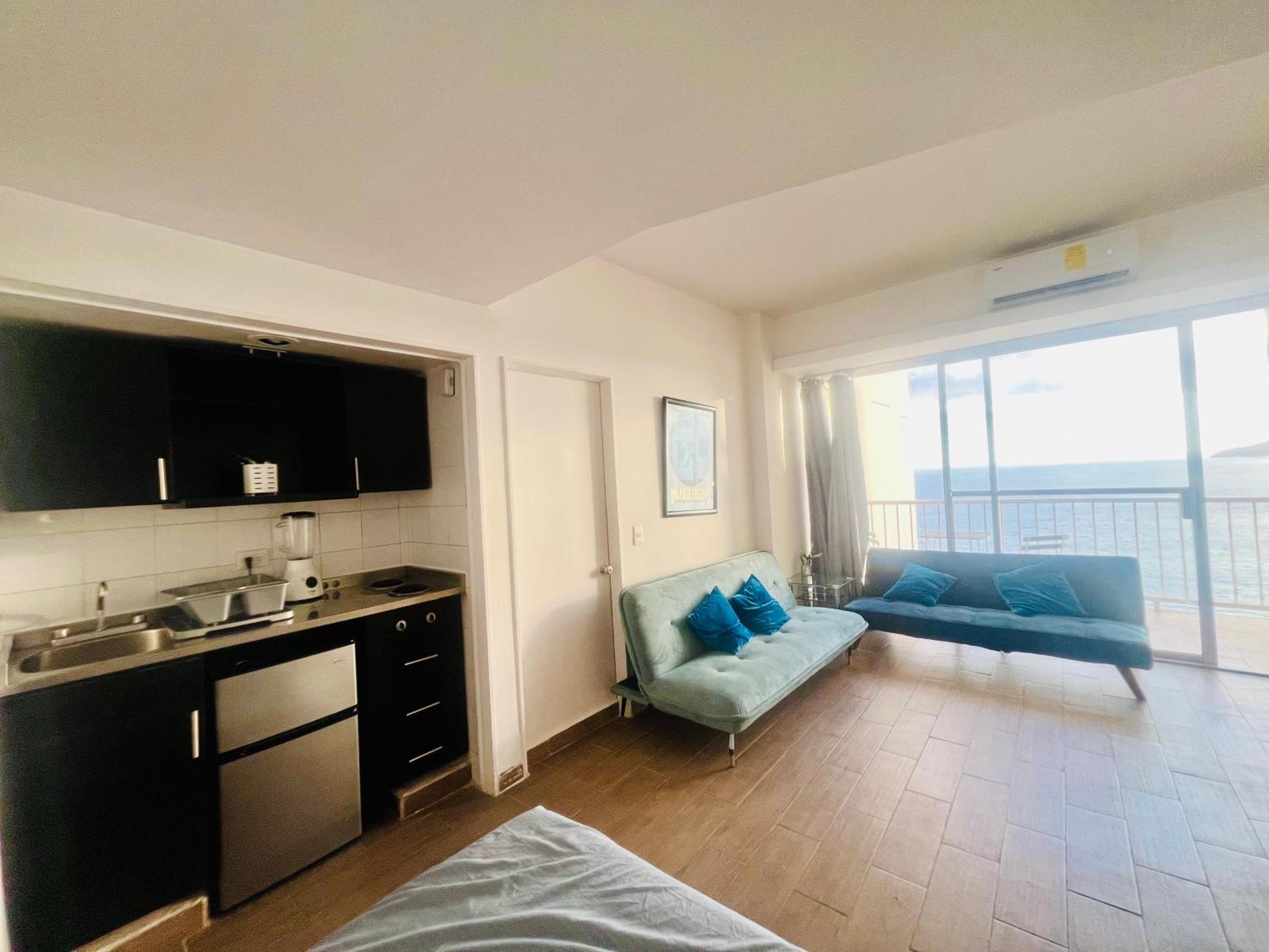 Apartment With Sea View photo 1