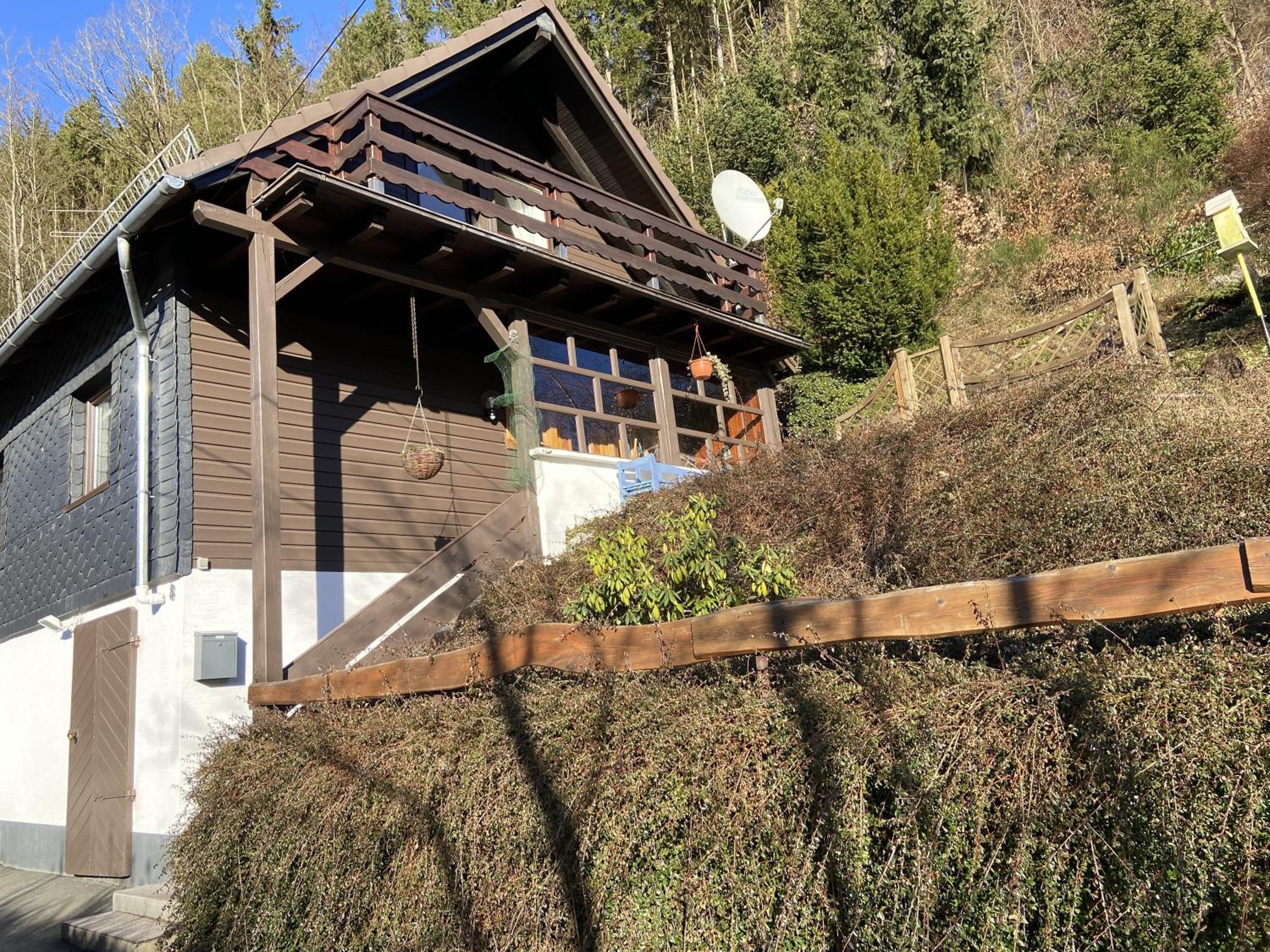 Three-Bedroom House photo 2