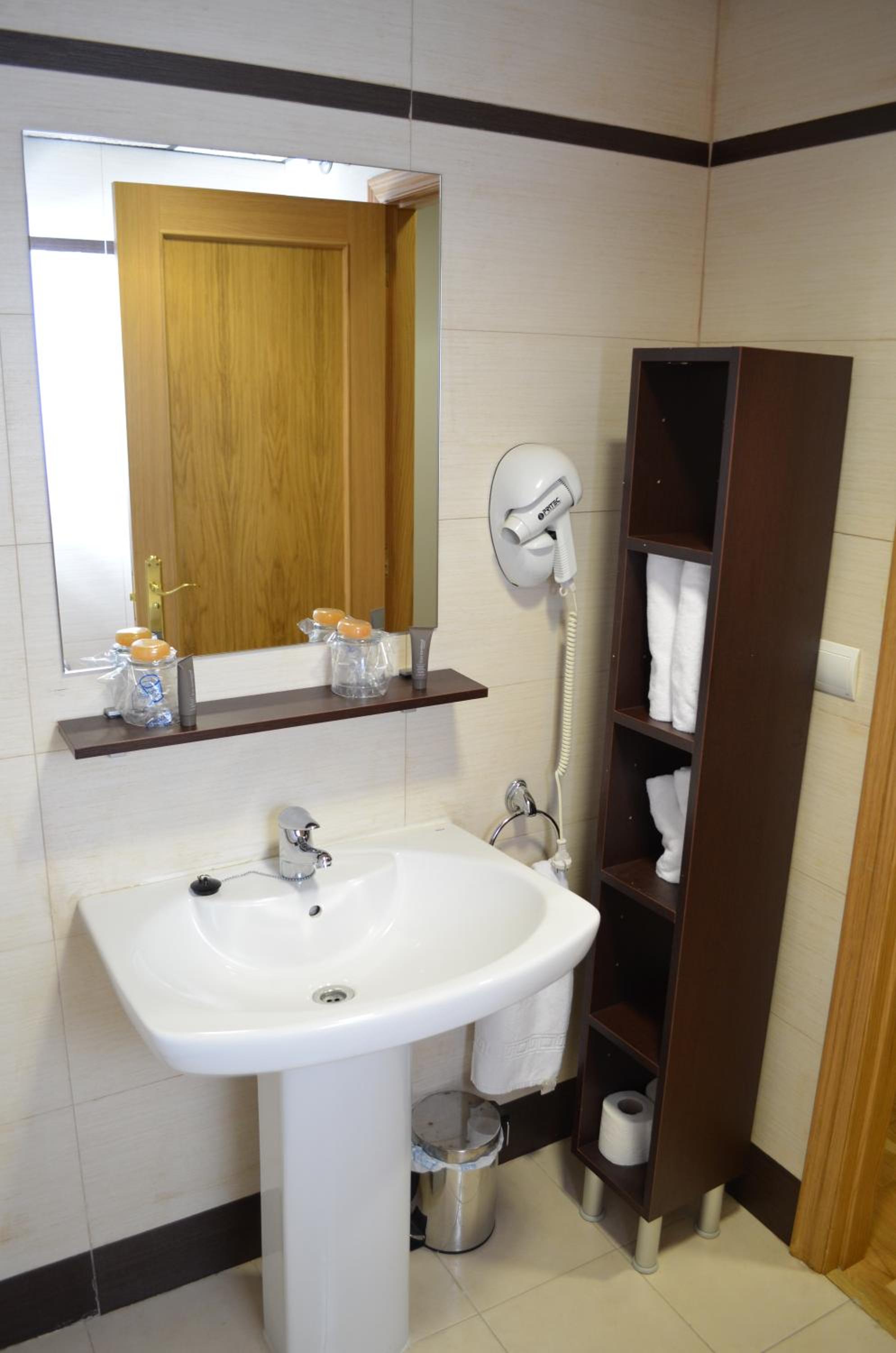 Superior Apartment - Photo 14