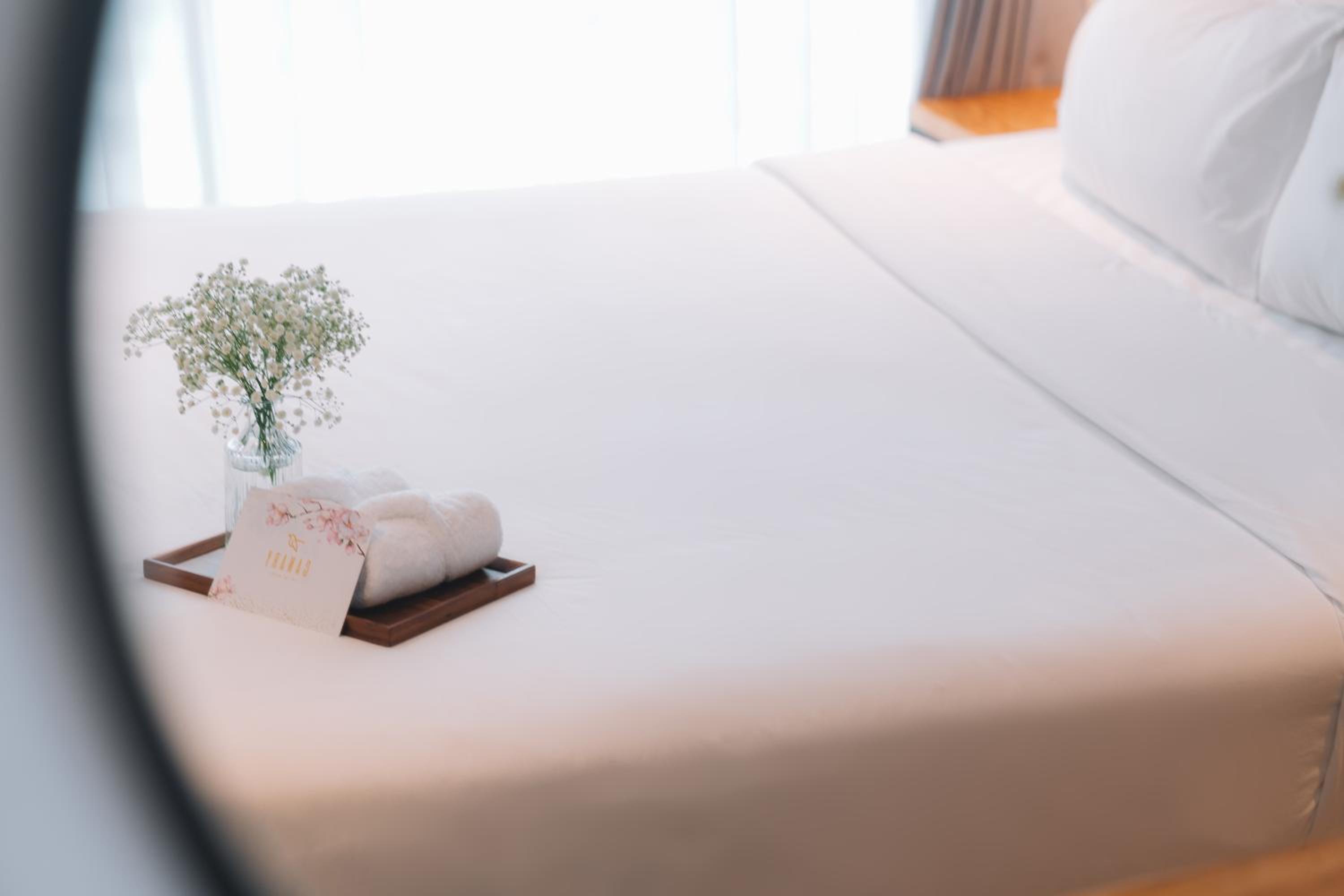 Standard Double Room - Photo 9
