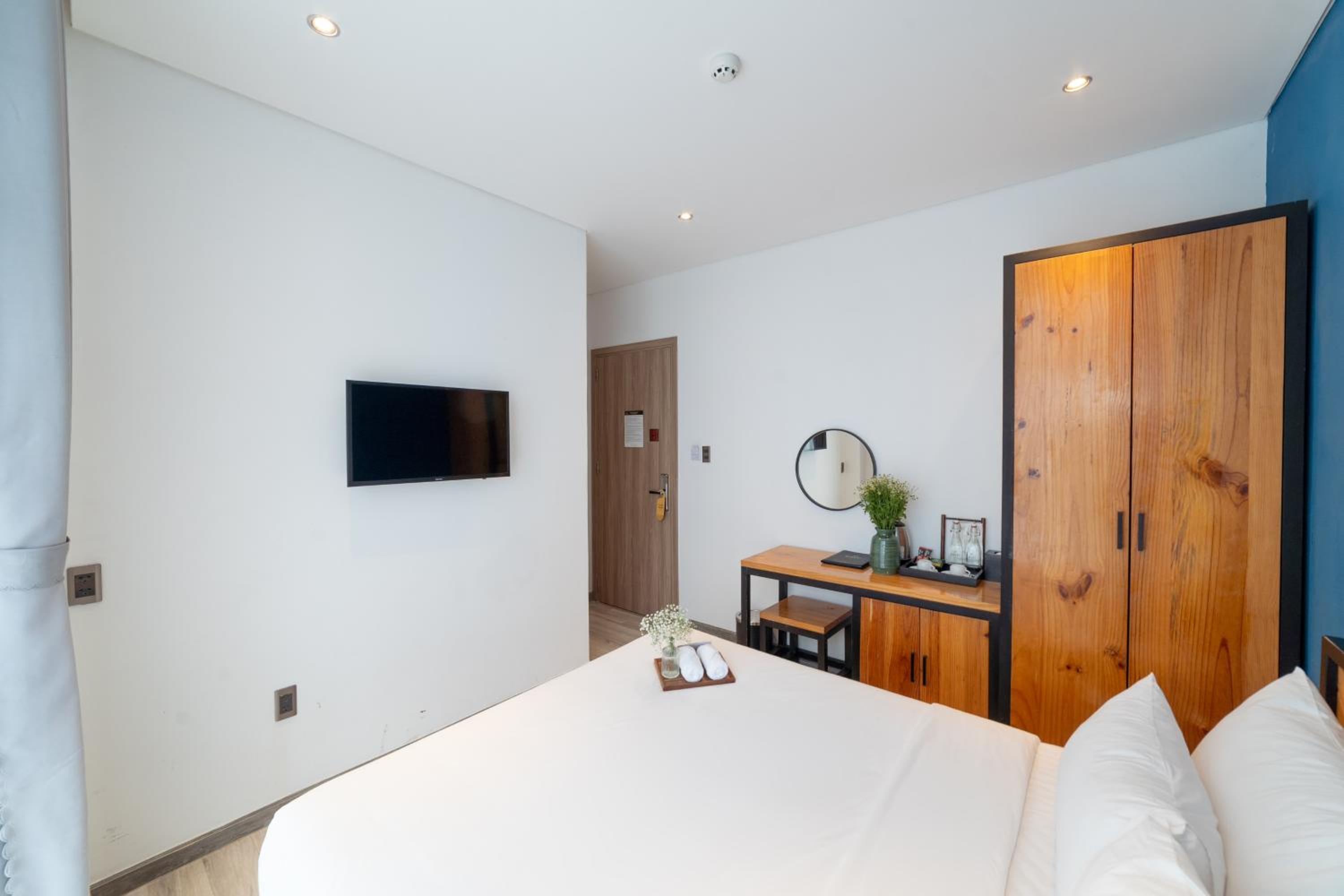 Standard Double Room - Photo 14