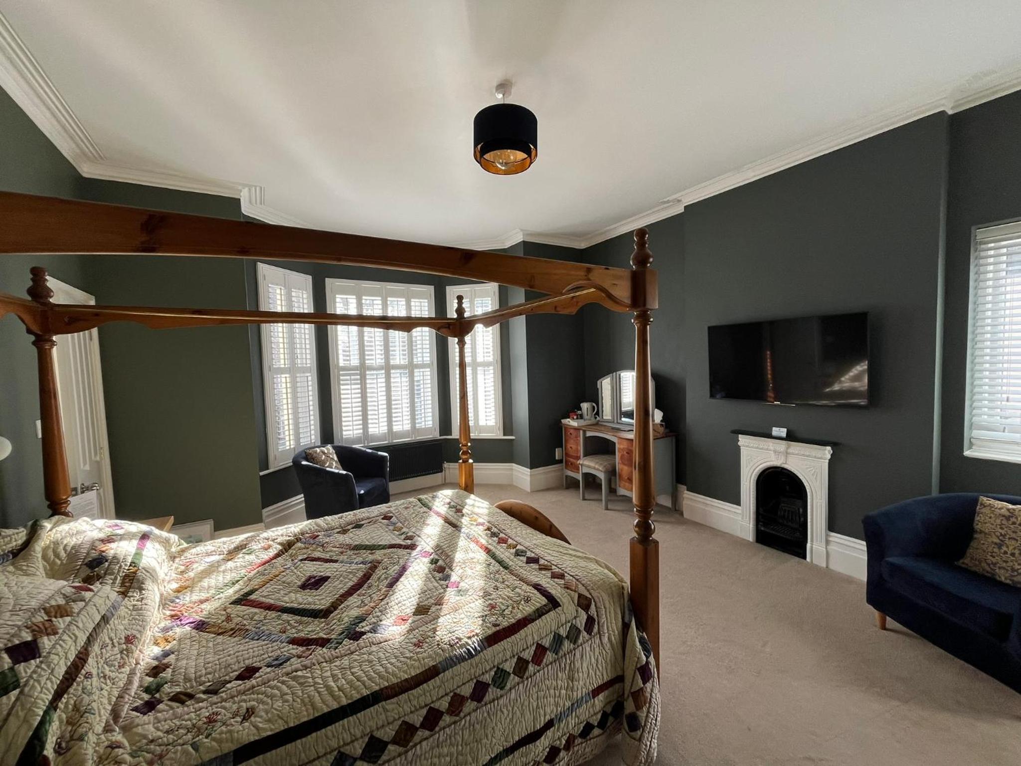 Deluxe King Room
