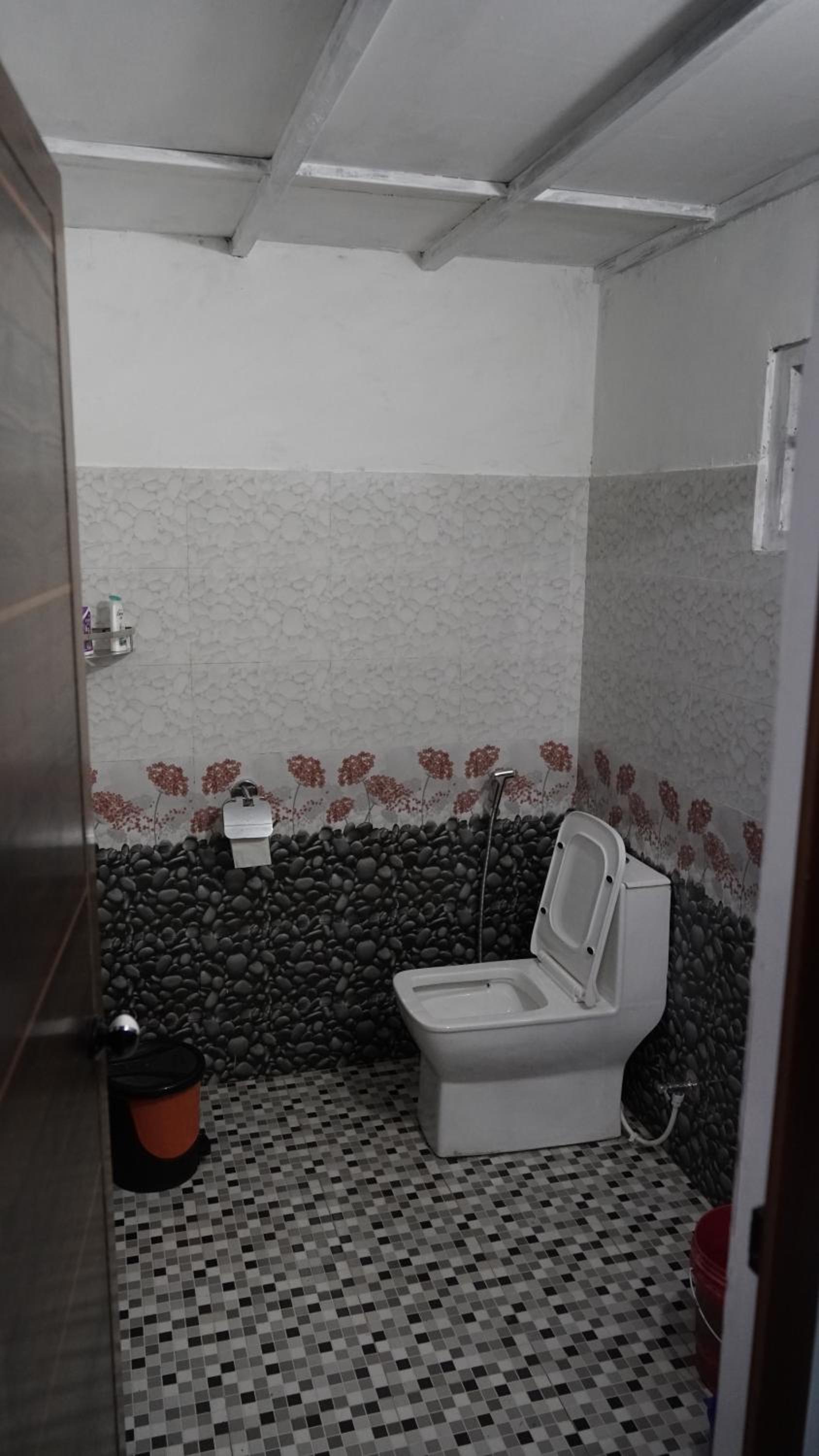 Deluxe Double Room (2 Adults + 1 Child) photo 2