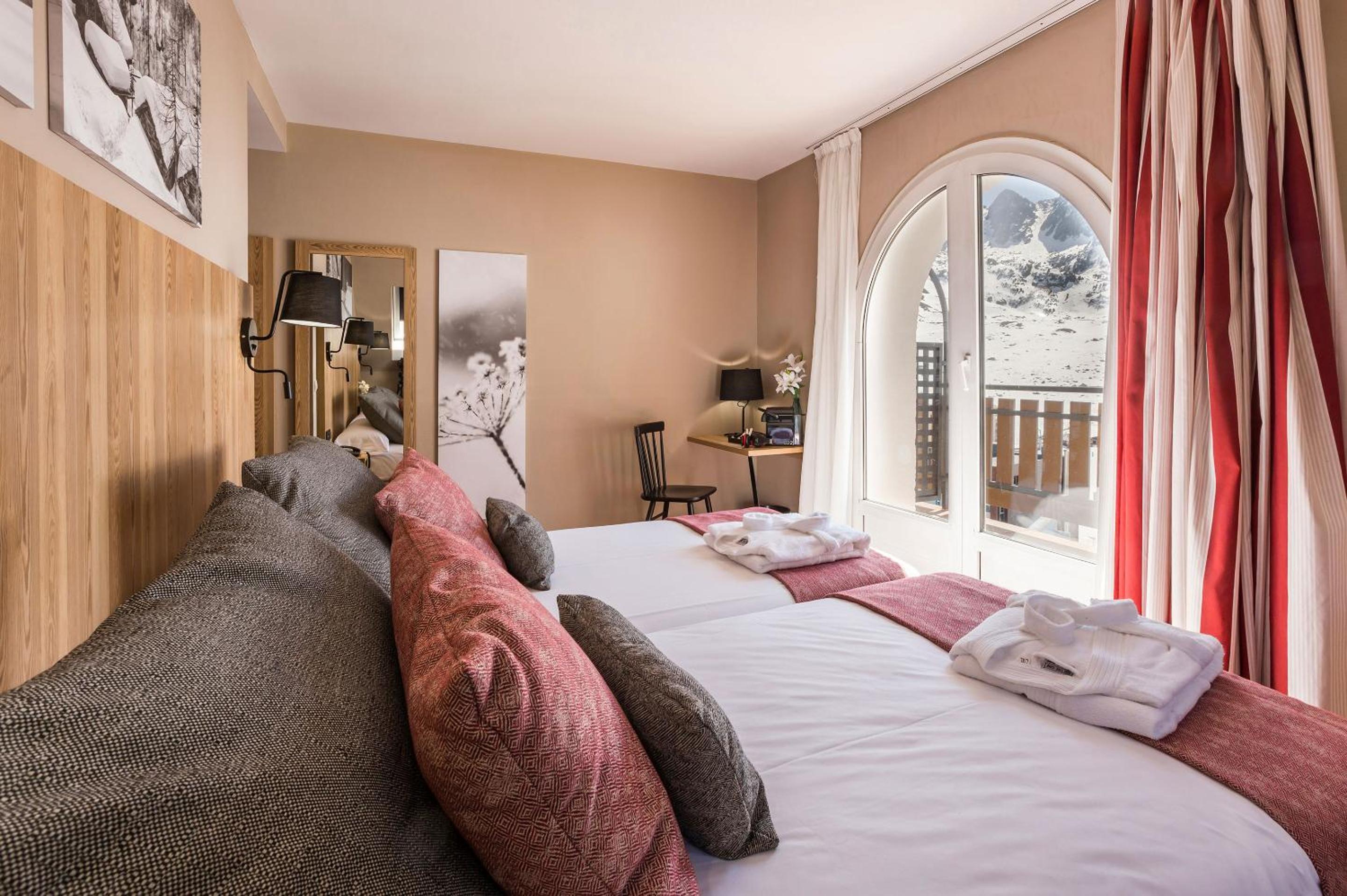 Double Room with Balcony photo 2