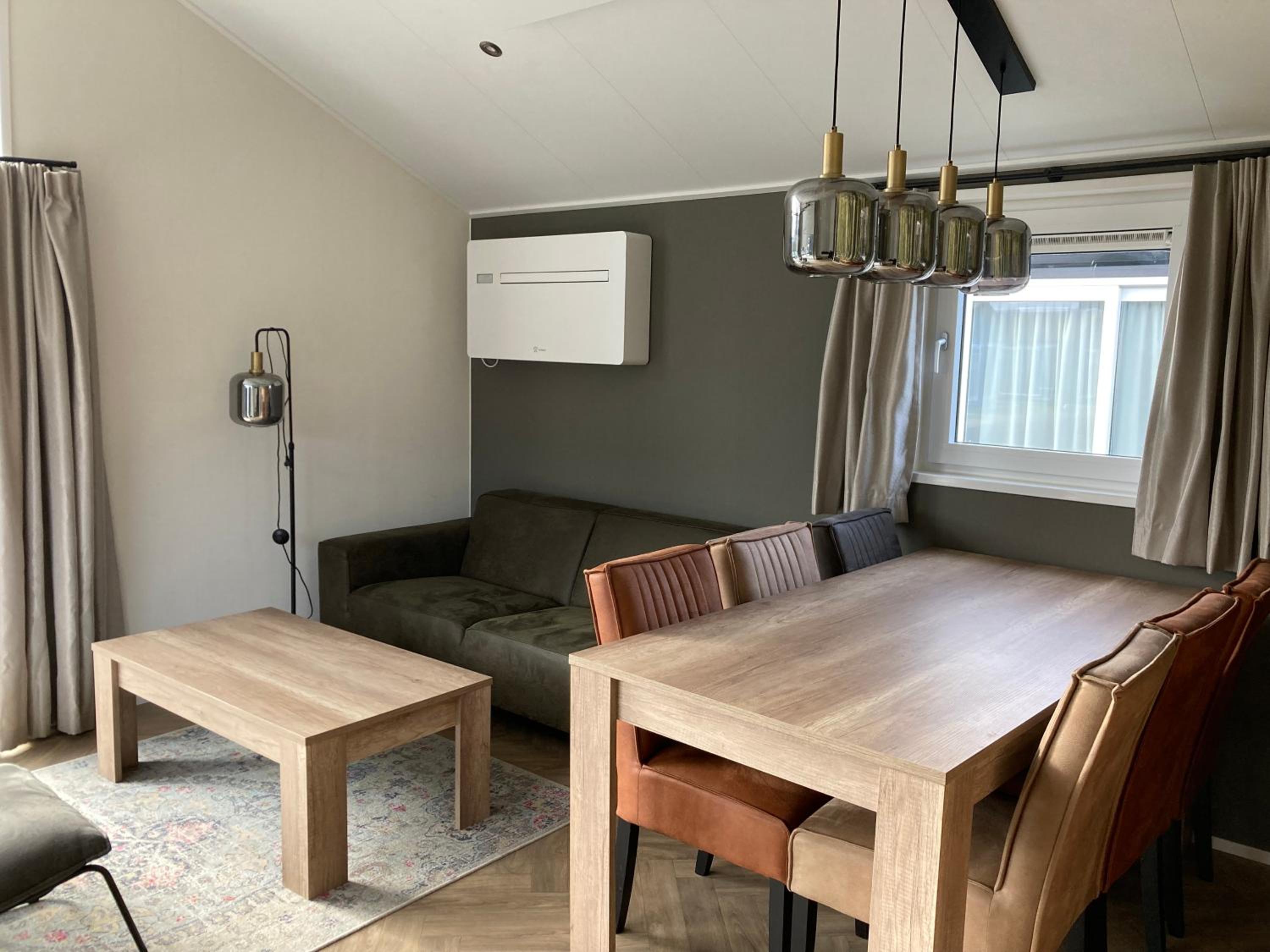 Three-Bedroom Chalet - Photo 12