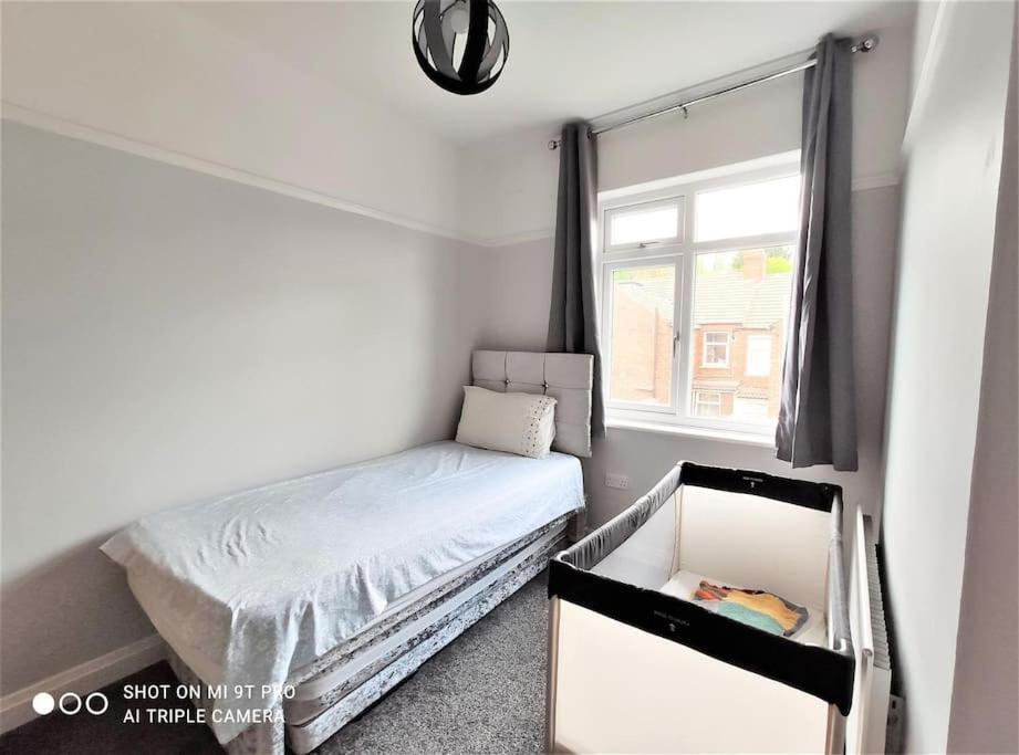Two-Bedroom House photo 3