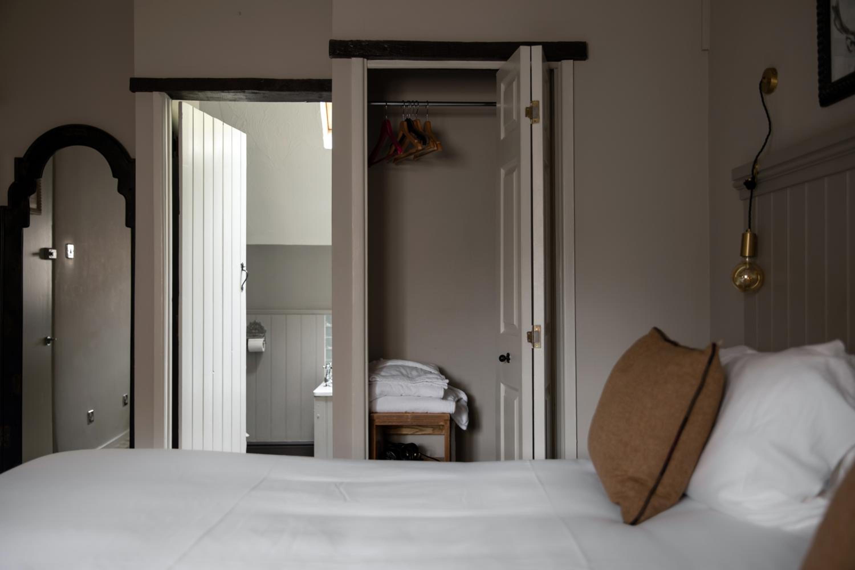 Cozy Double Room