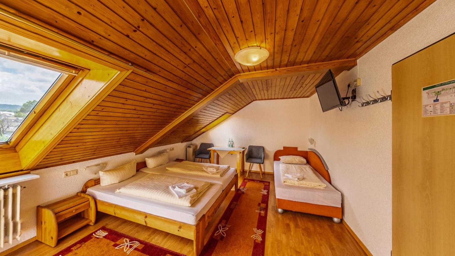 Triple Room photo 1