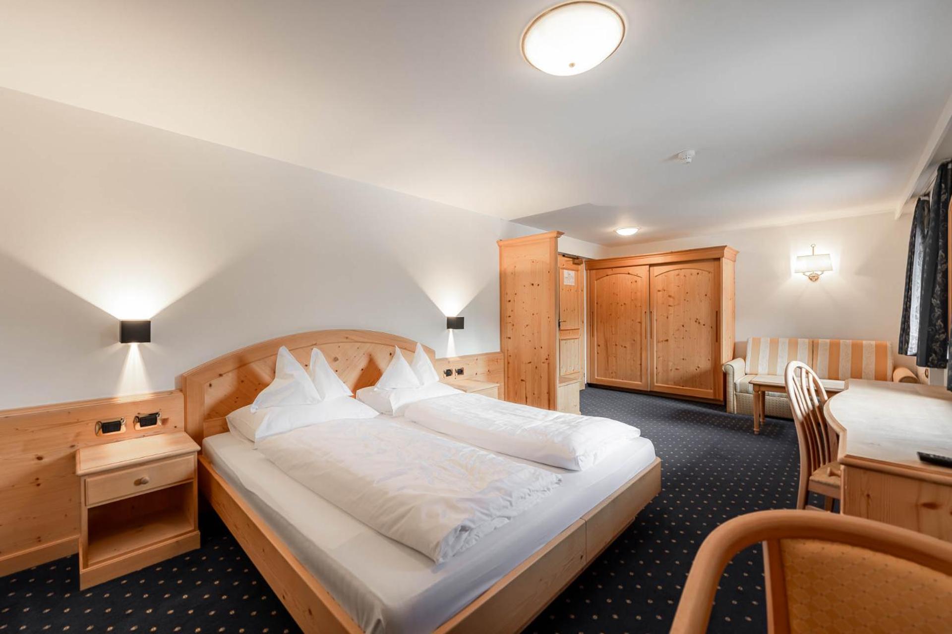 Standard Double Room photo 3