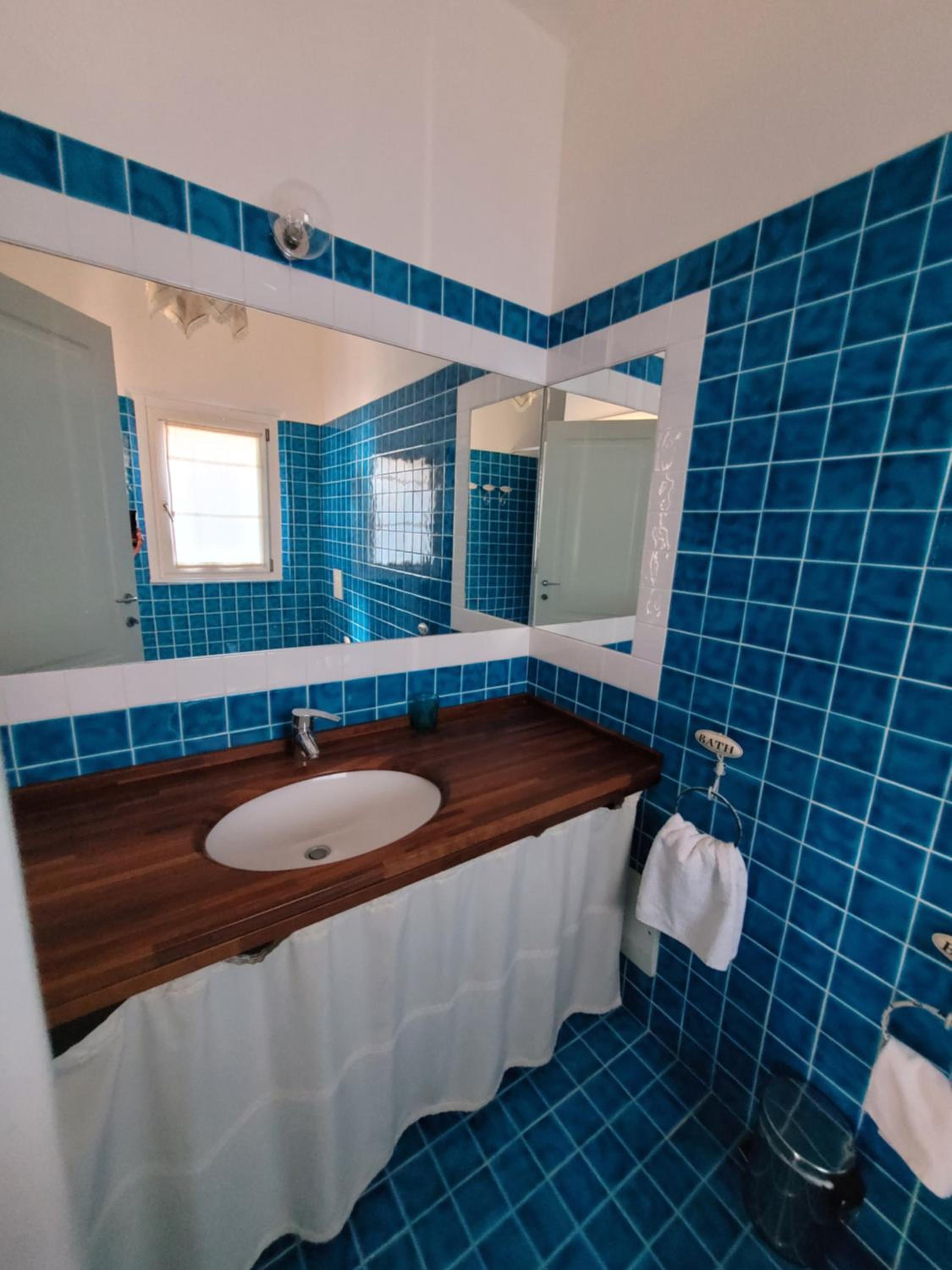 Three-Bedroom Villa photo 3