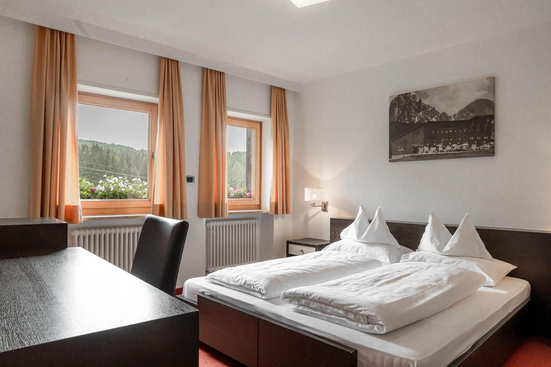 Deluxe Suite - Photo 7
