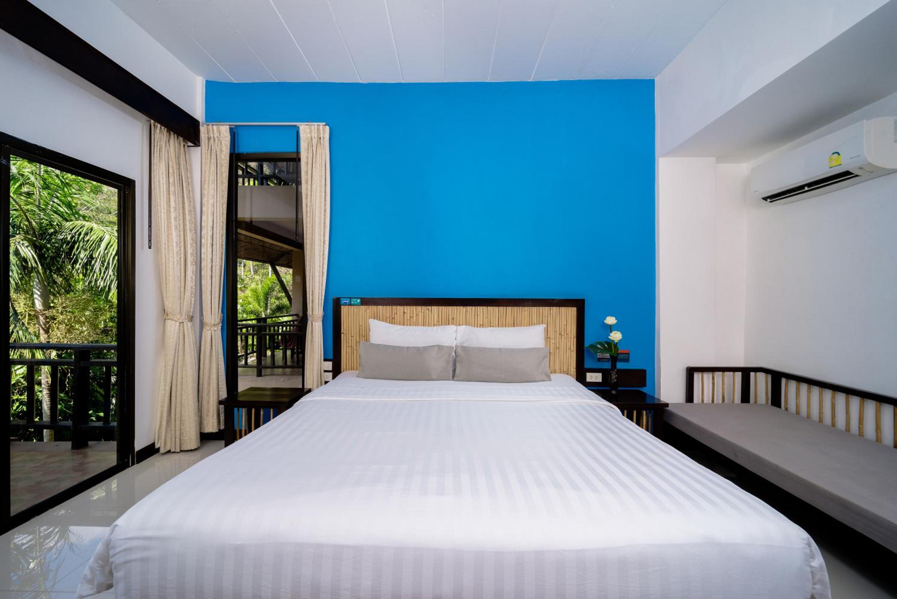 Superior Double or Twin Room - Photo 3