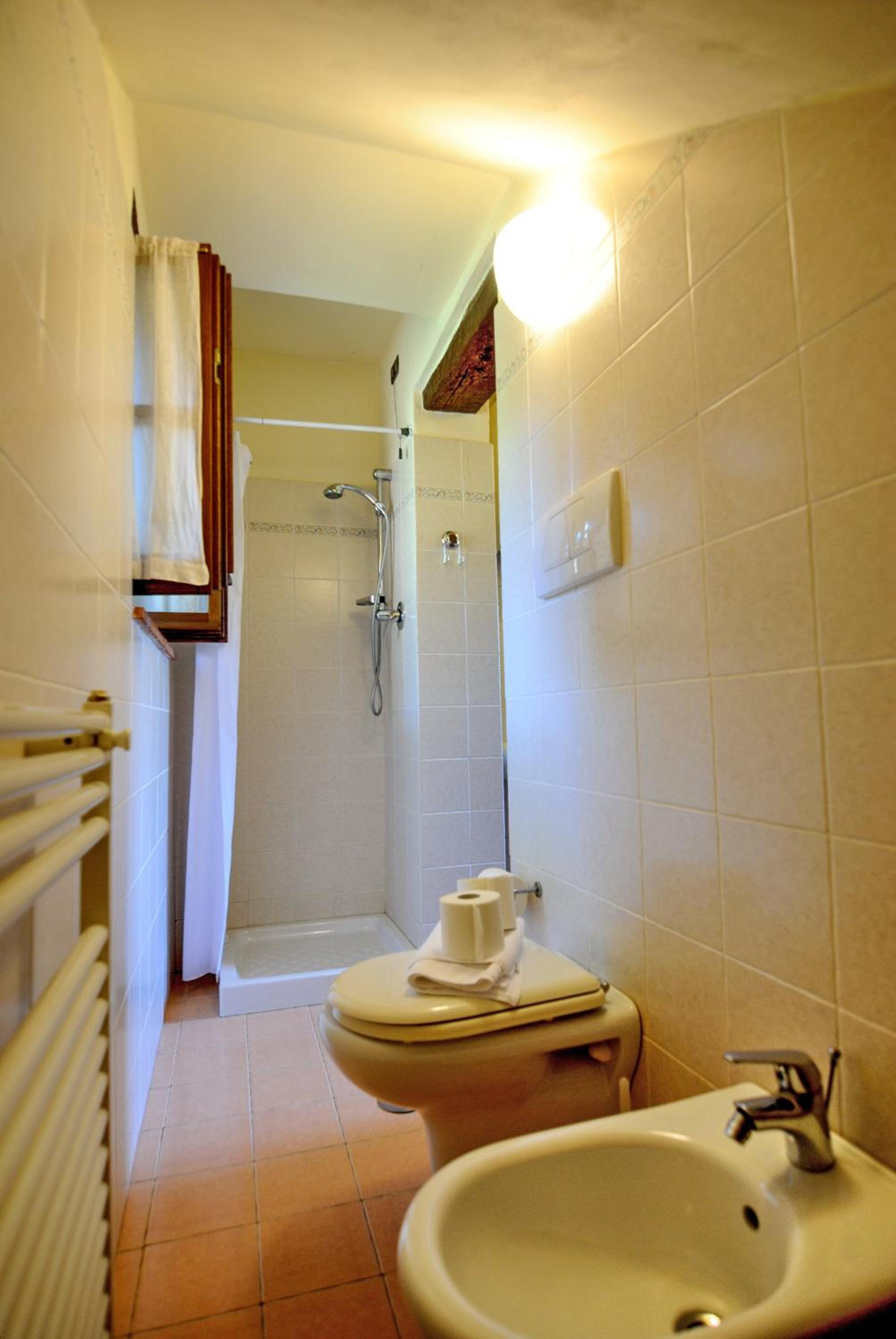 One-Bedroom Apartment - Photo 4