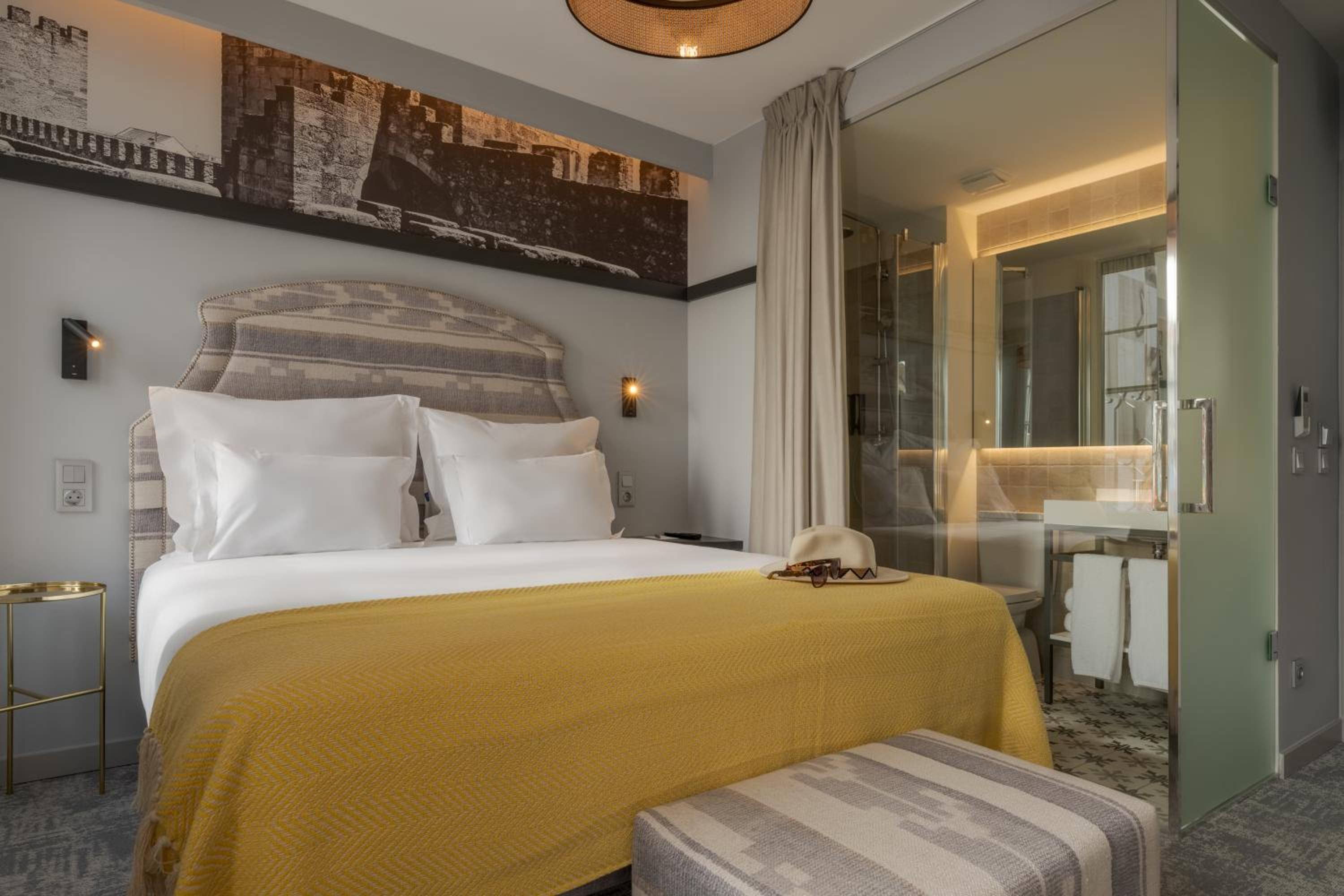 Superior Double Room with River View - Photo 6