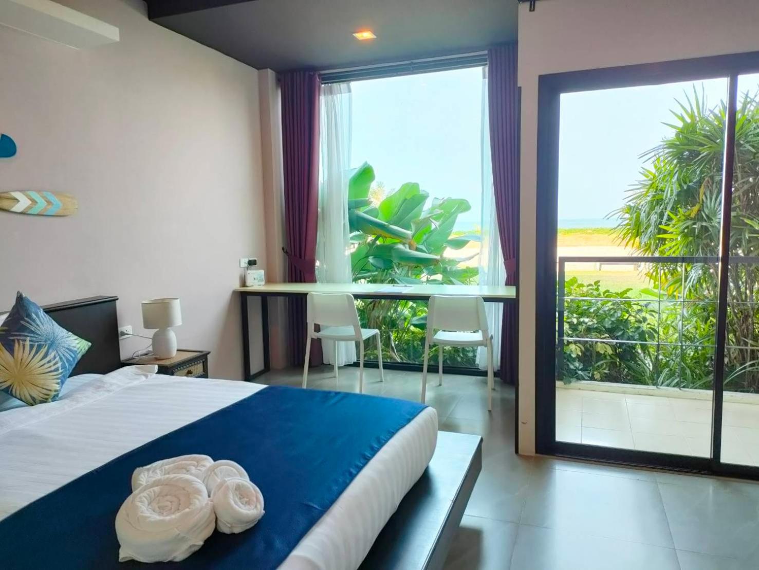 Studio with Sea View photo 2