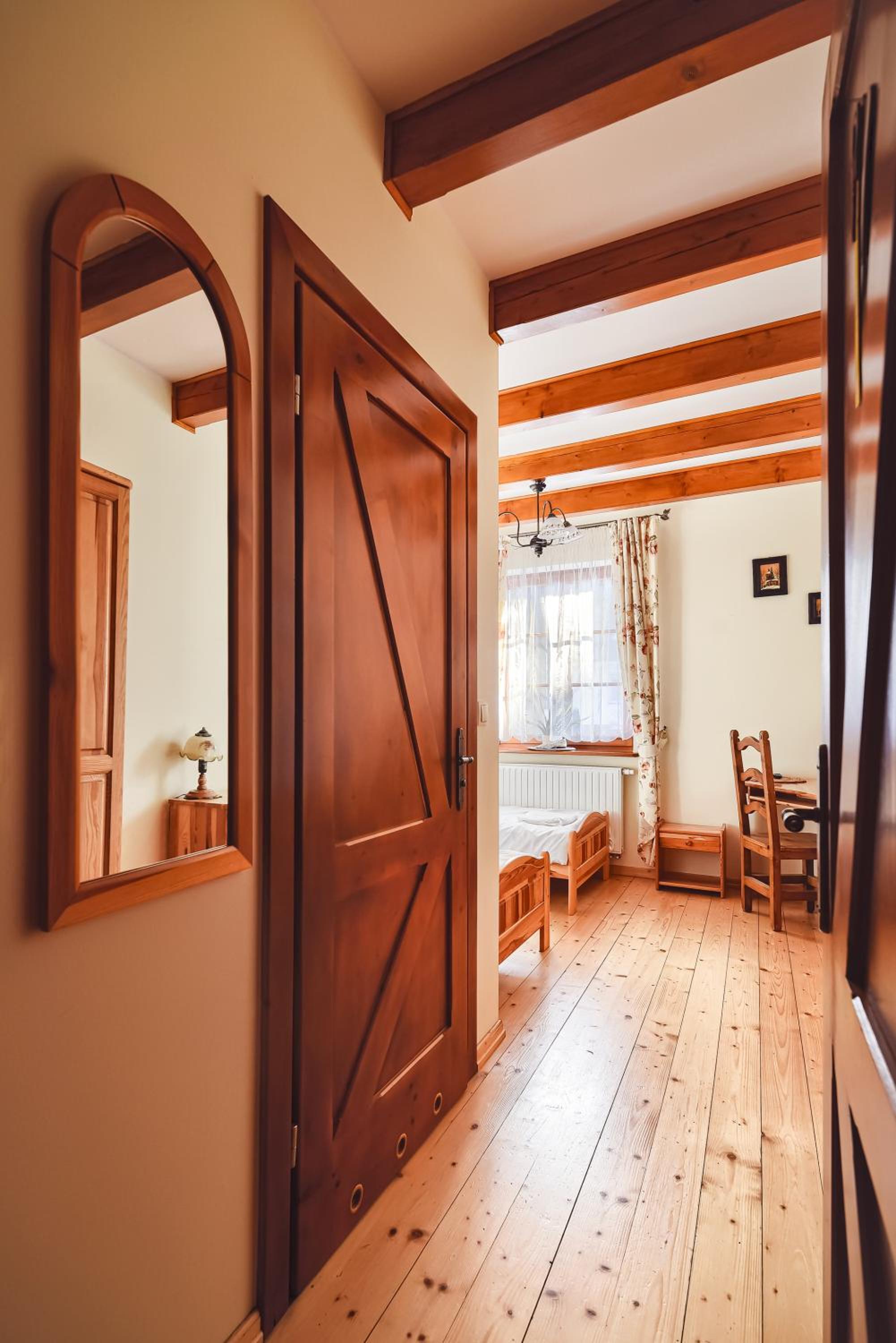 Twin Room with Private Bathroom