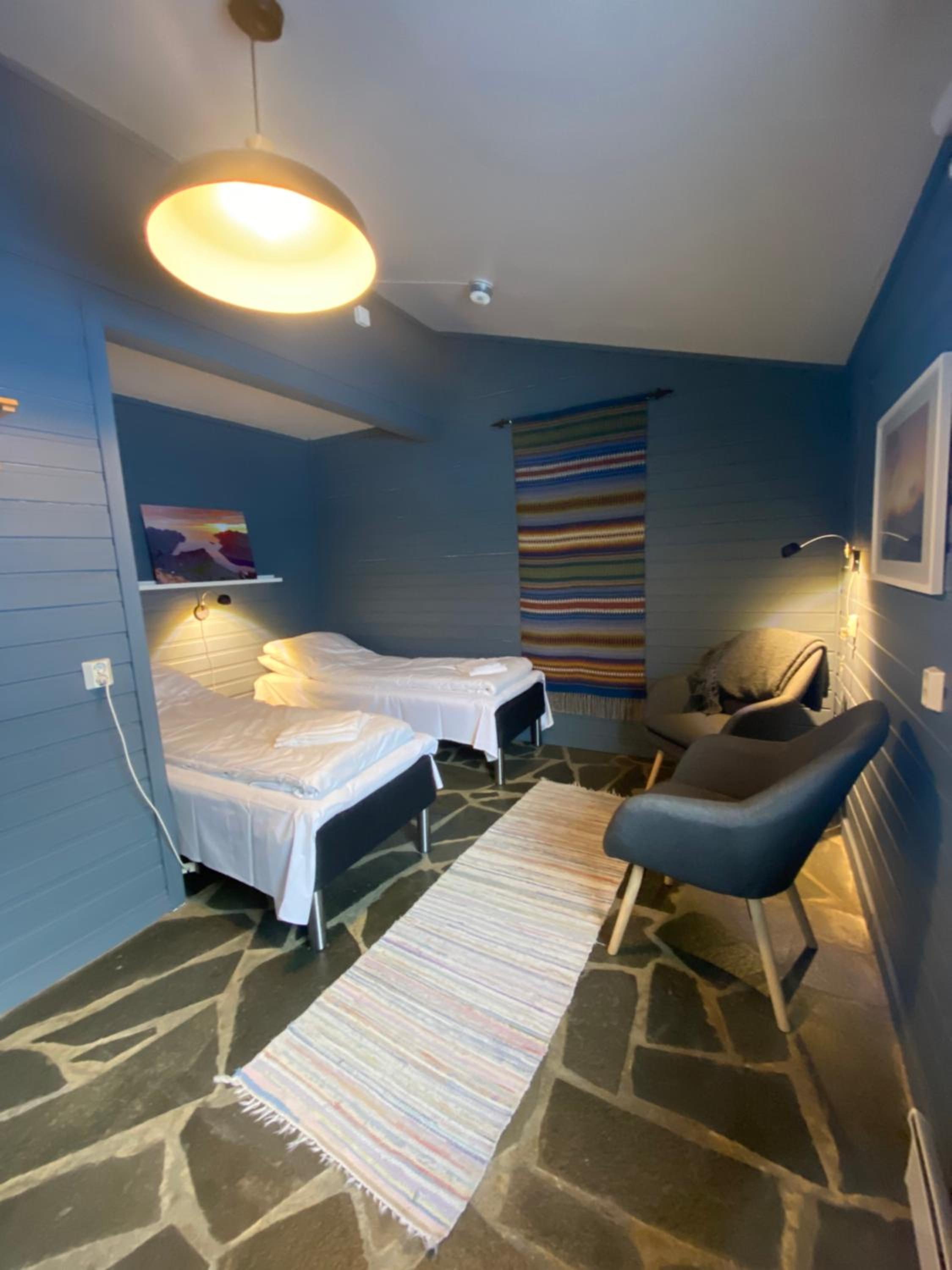 Double or Twin Room with Shared Bathroom photo 3