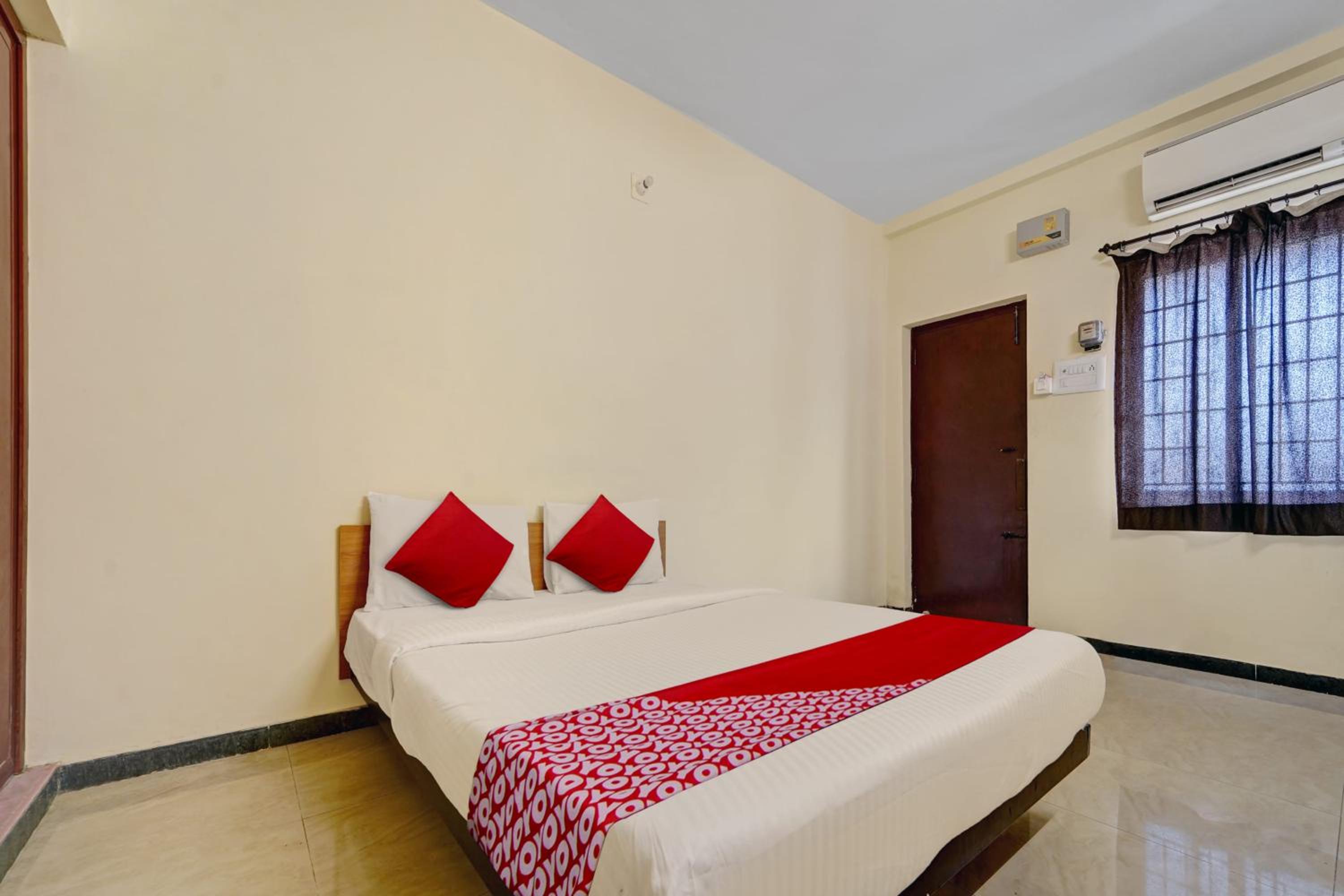 Standard Double Room photo 3