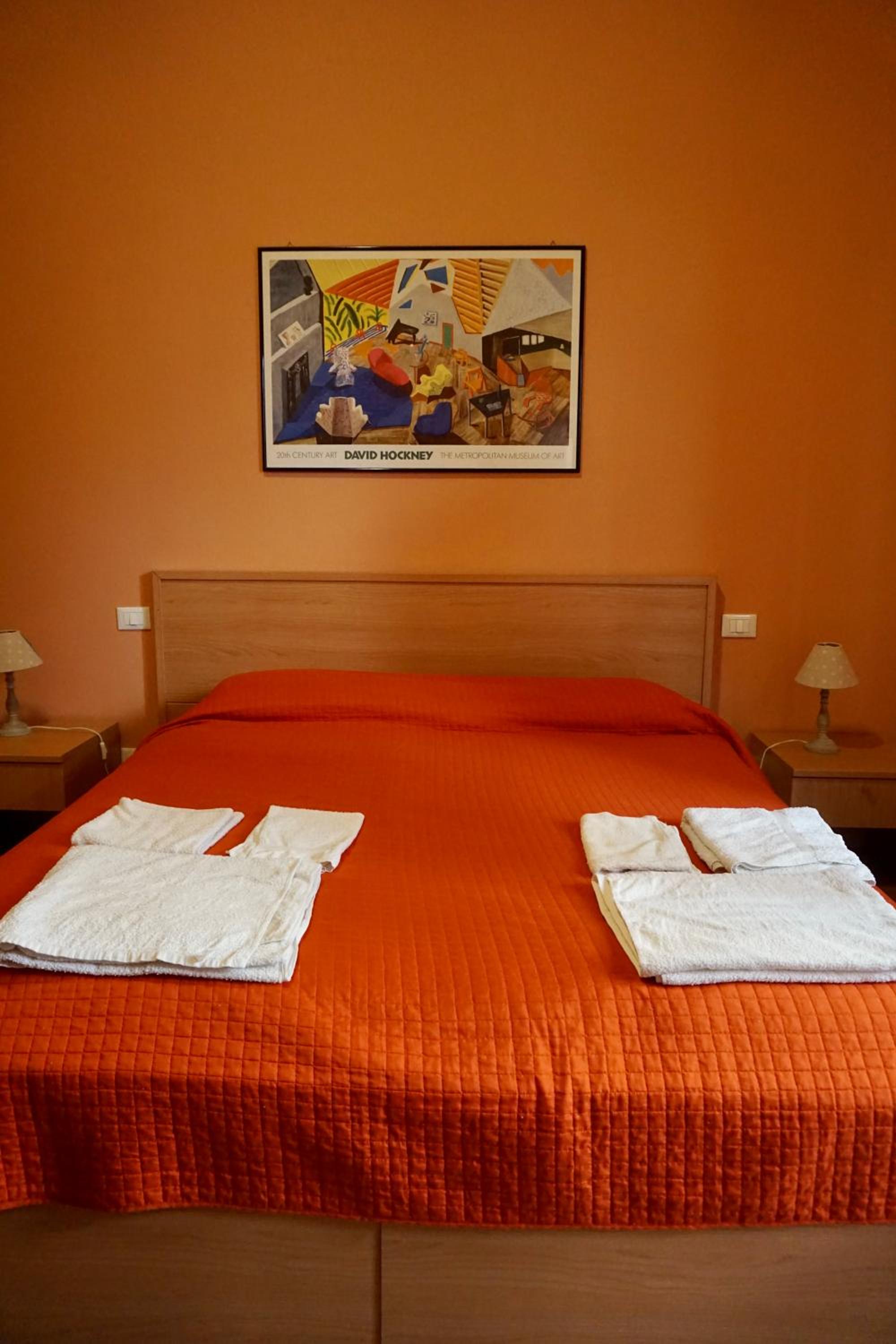 Double Room - Photo 3