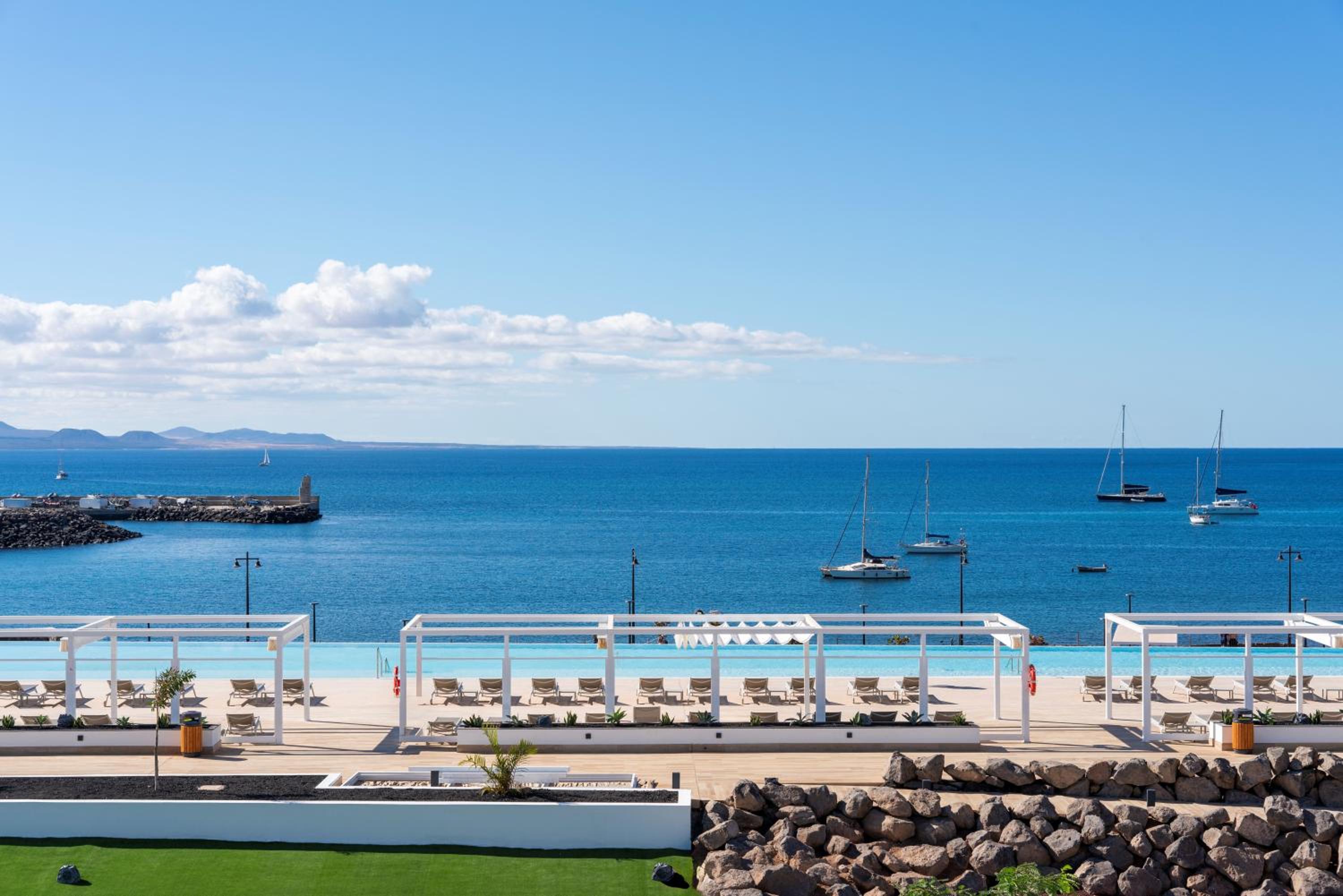 Deluxe Junior Suite with Sea View