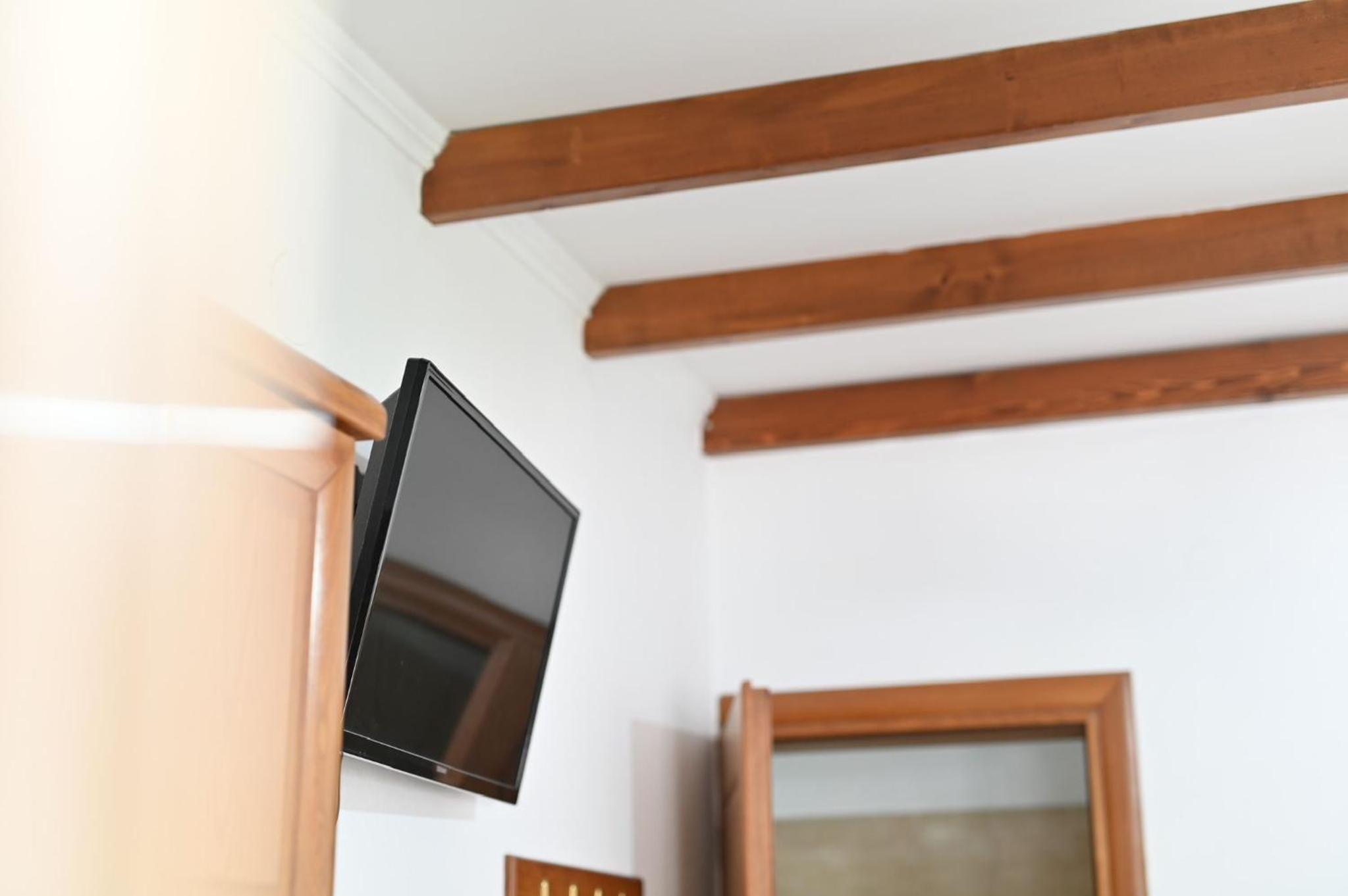 Studio (2 Adults)