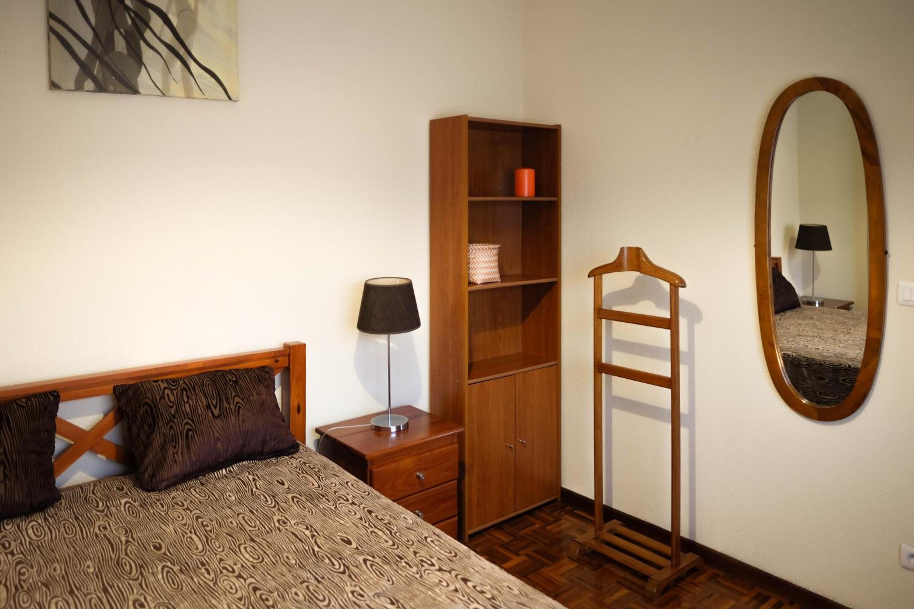 Three-Bedroom House photo 3