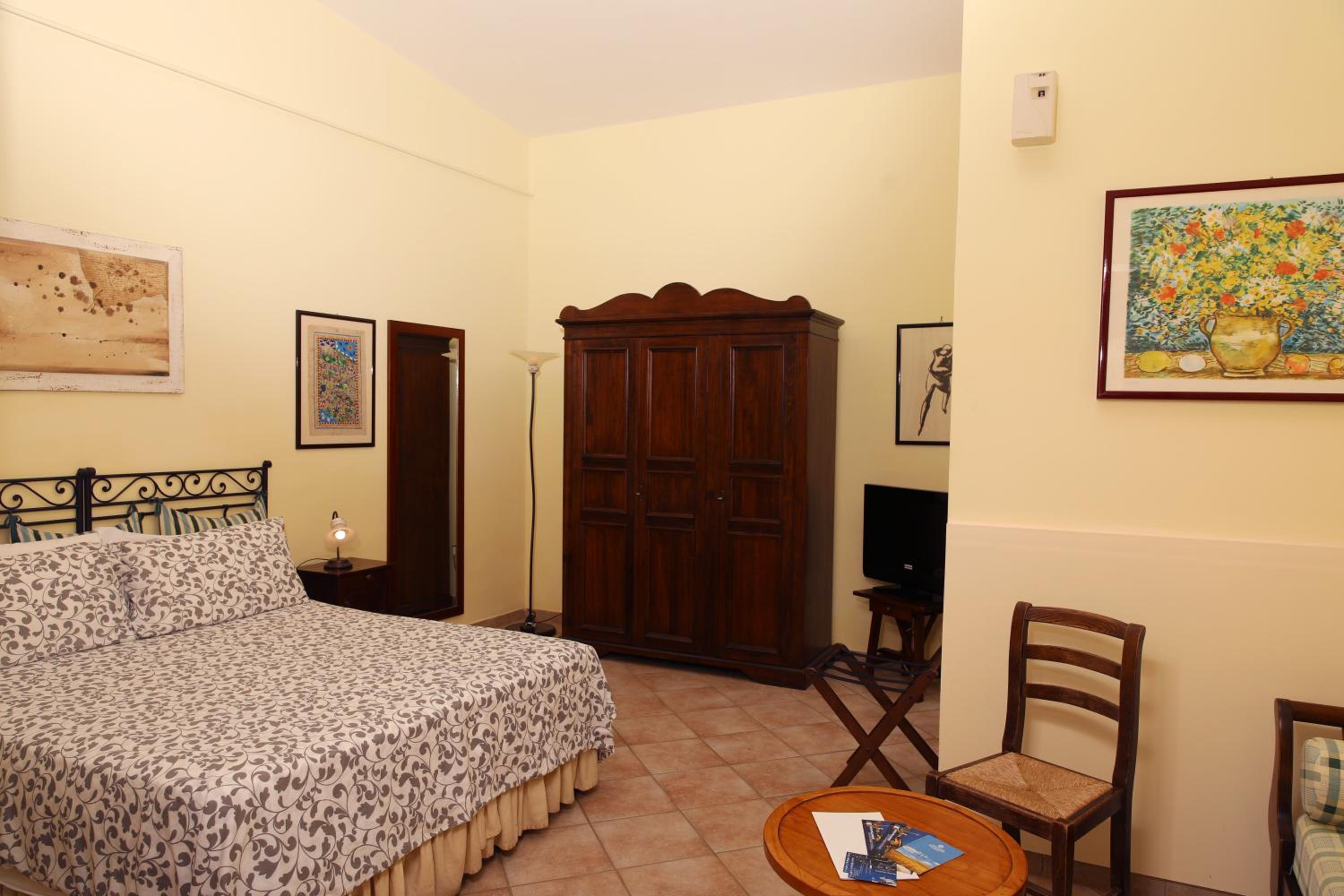 Triple Room - Photo 5