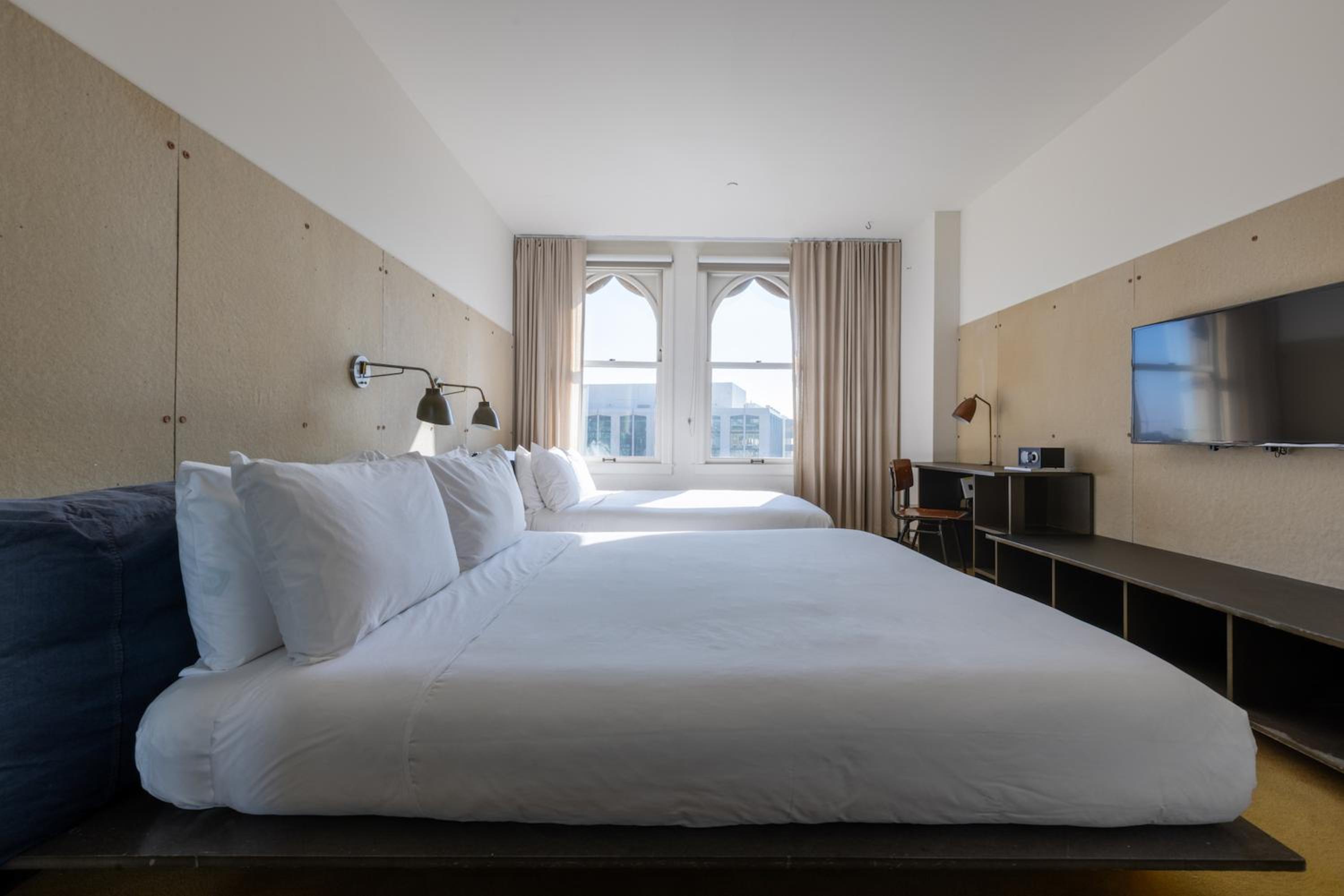 Double Queen Room (Renovated) photo 1