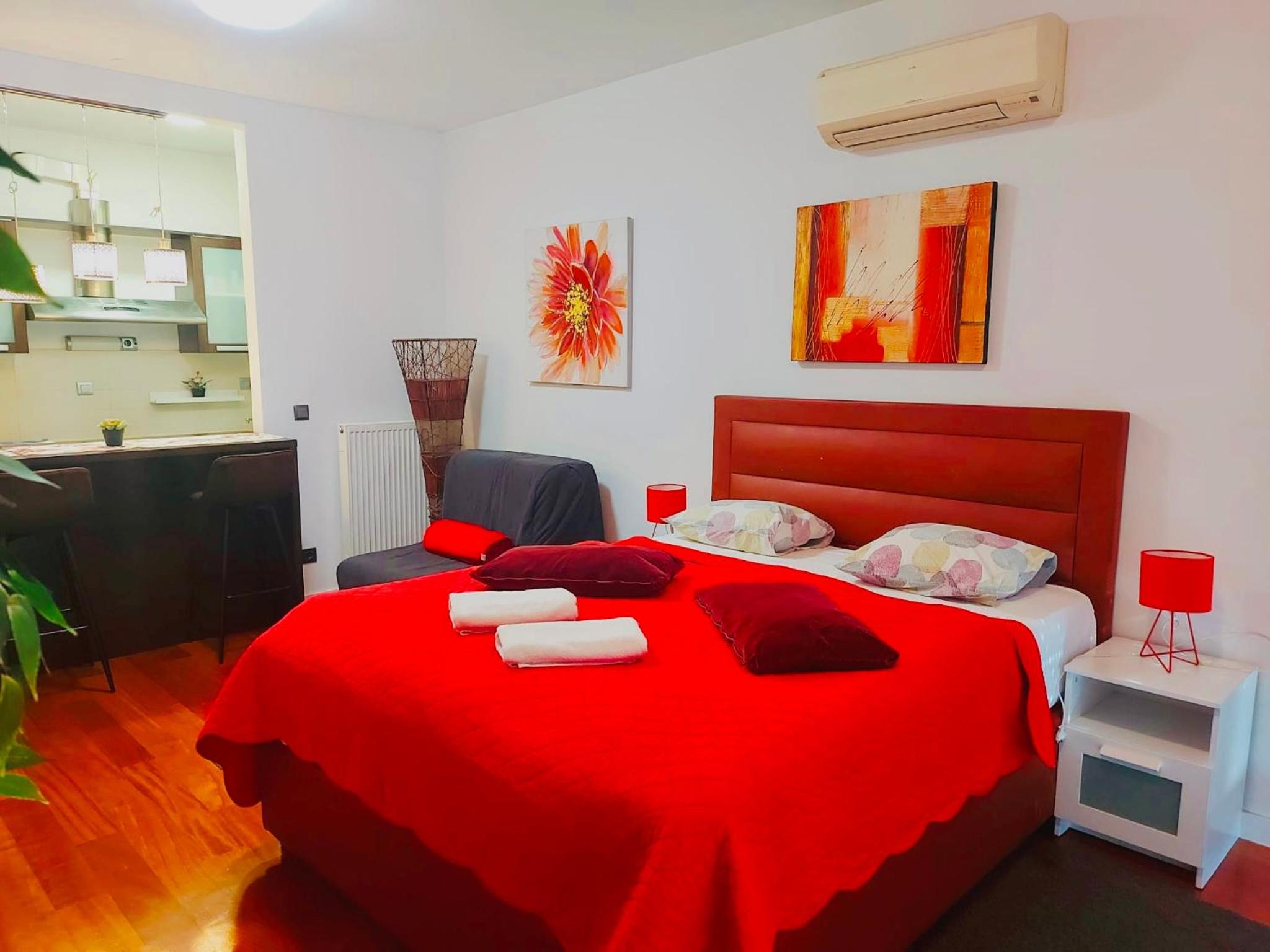 Apartment - Photo 25