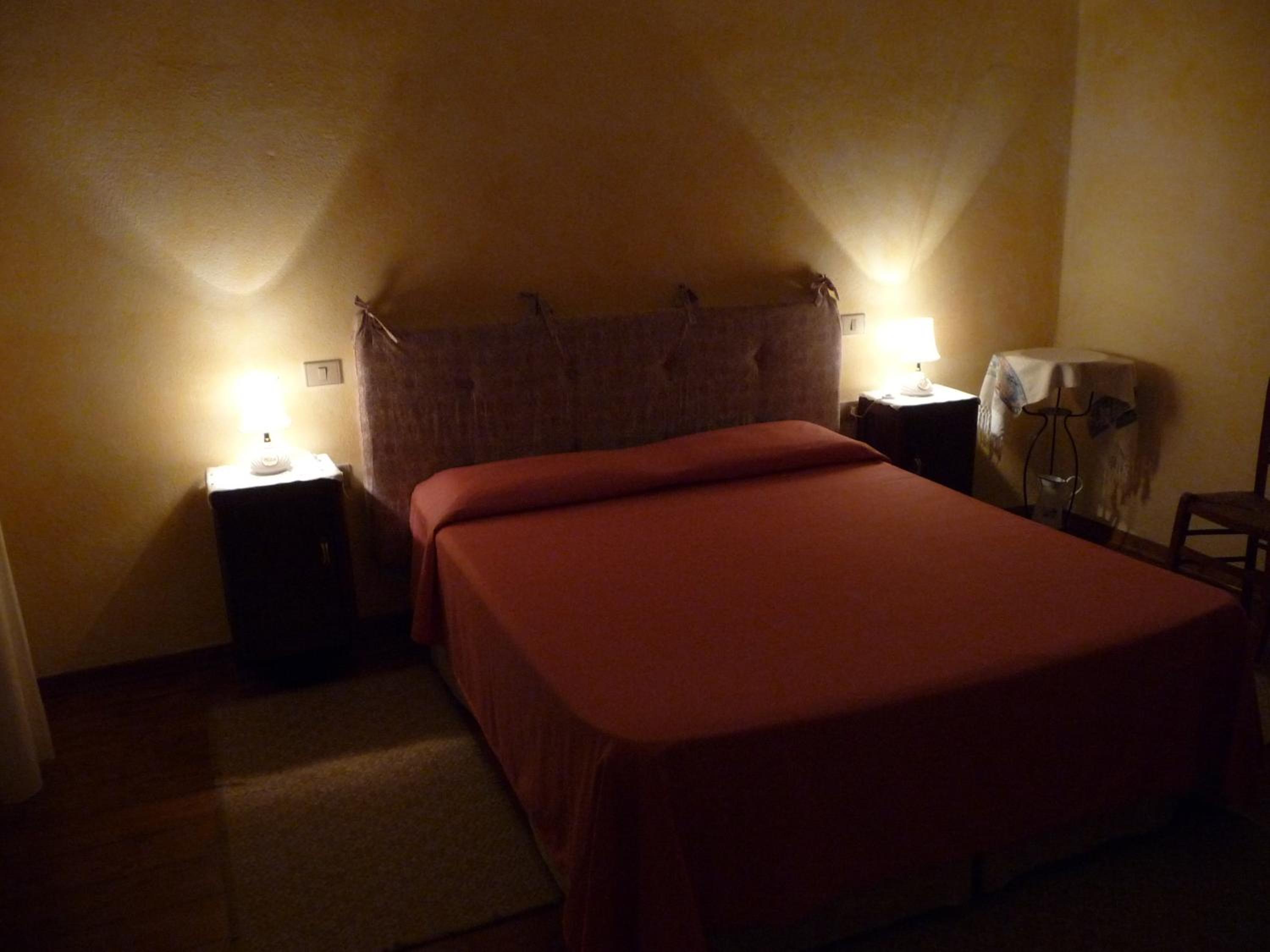 Double Room With Private Bathroom photo 2