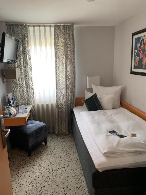Single Room photo 3
