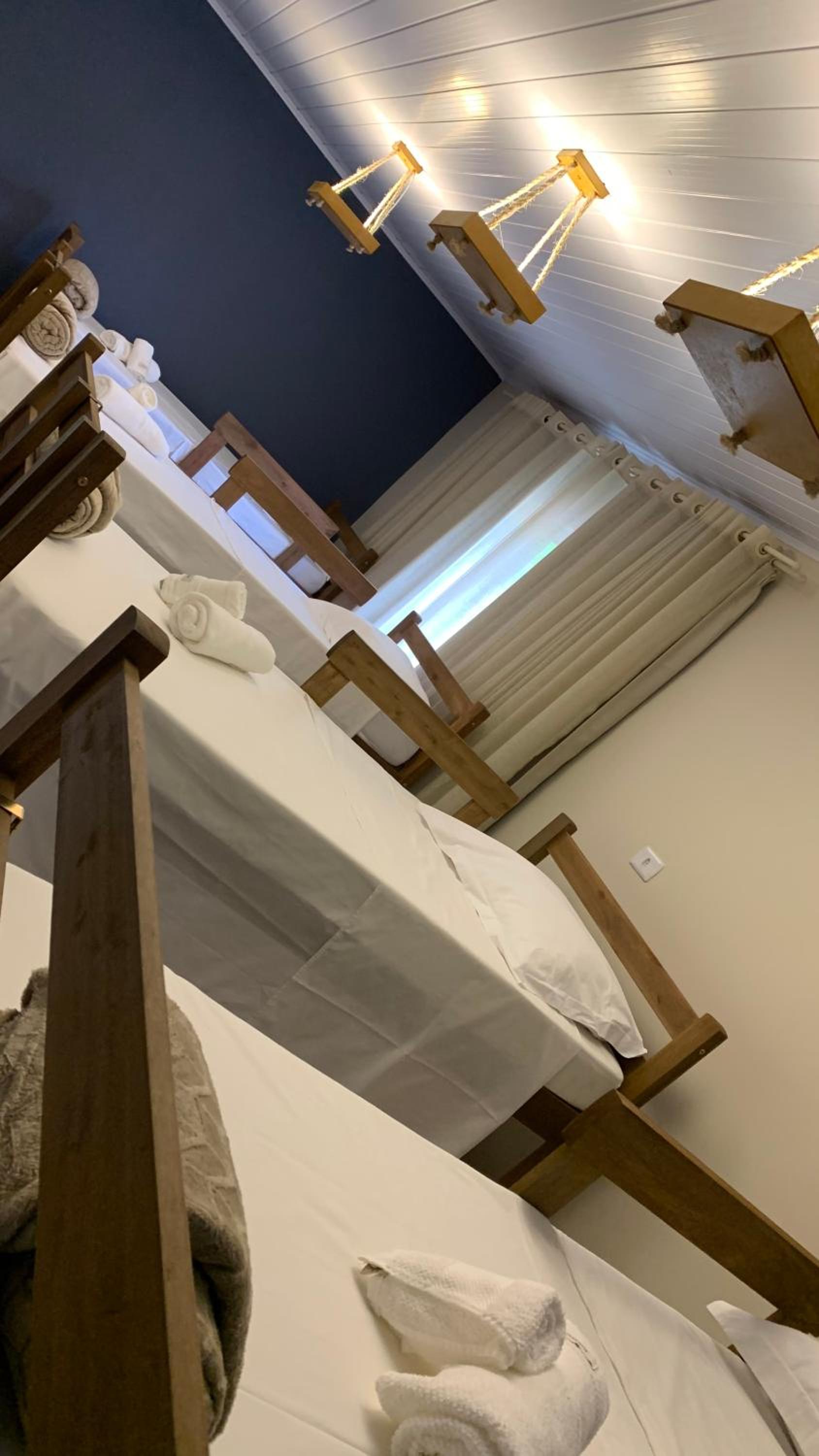 8-Bed Mixed Dormitory Room photo 2