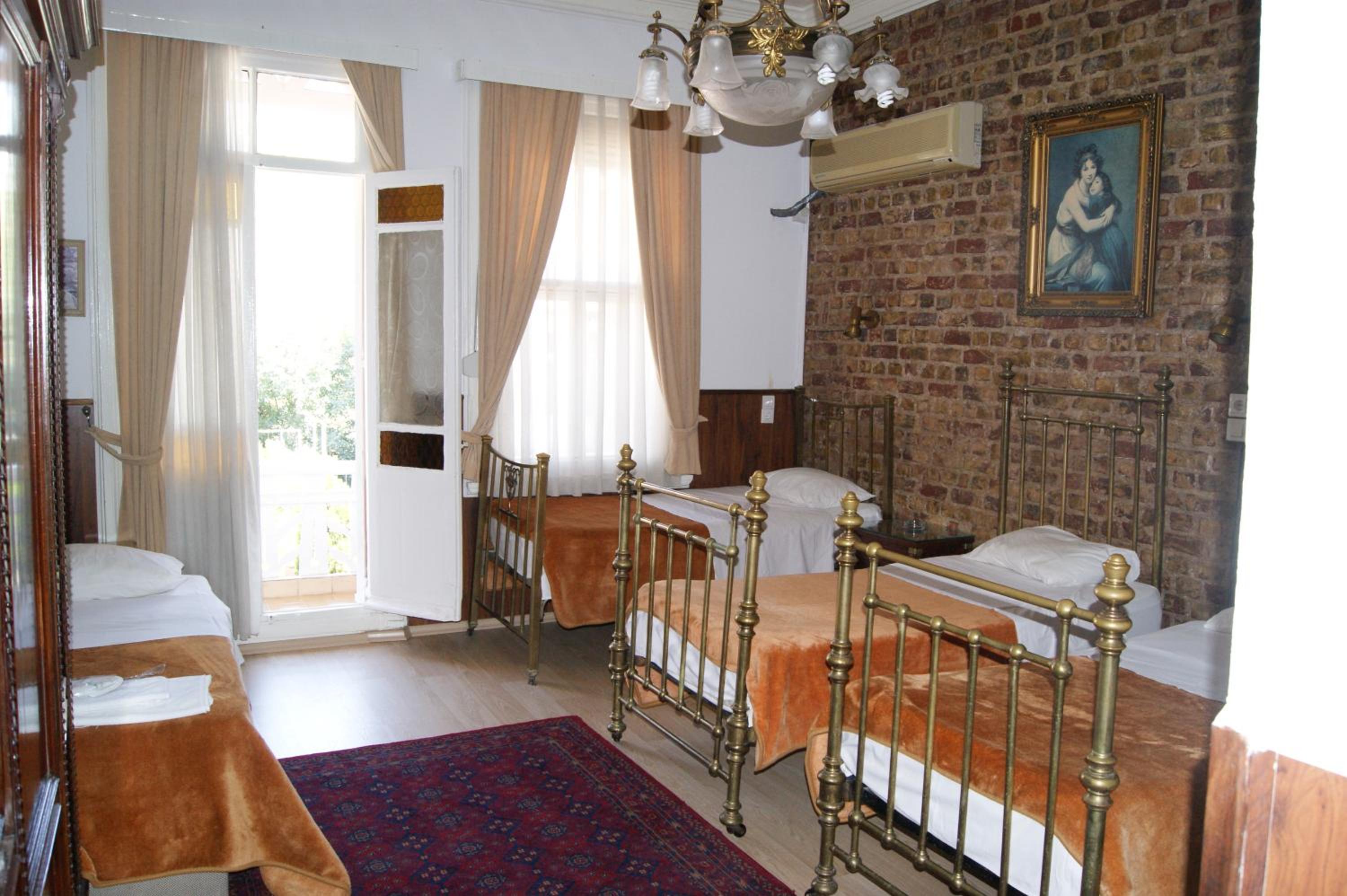 Standard Quadruple Room photo 1