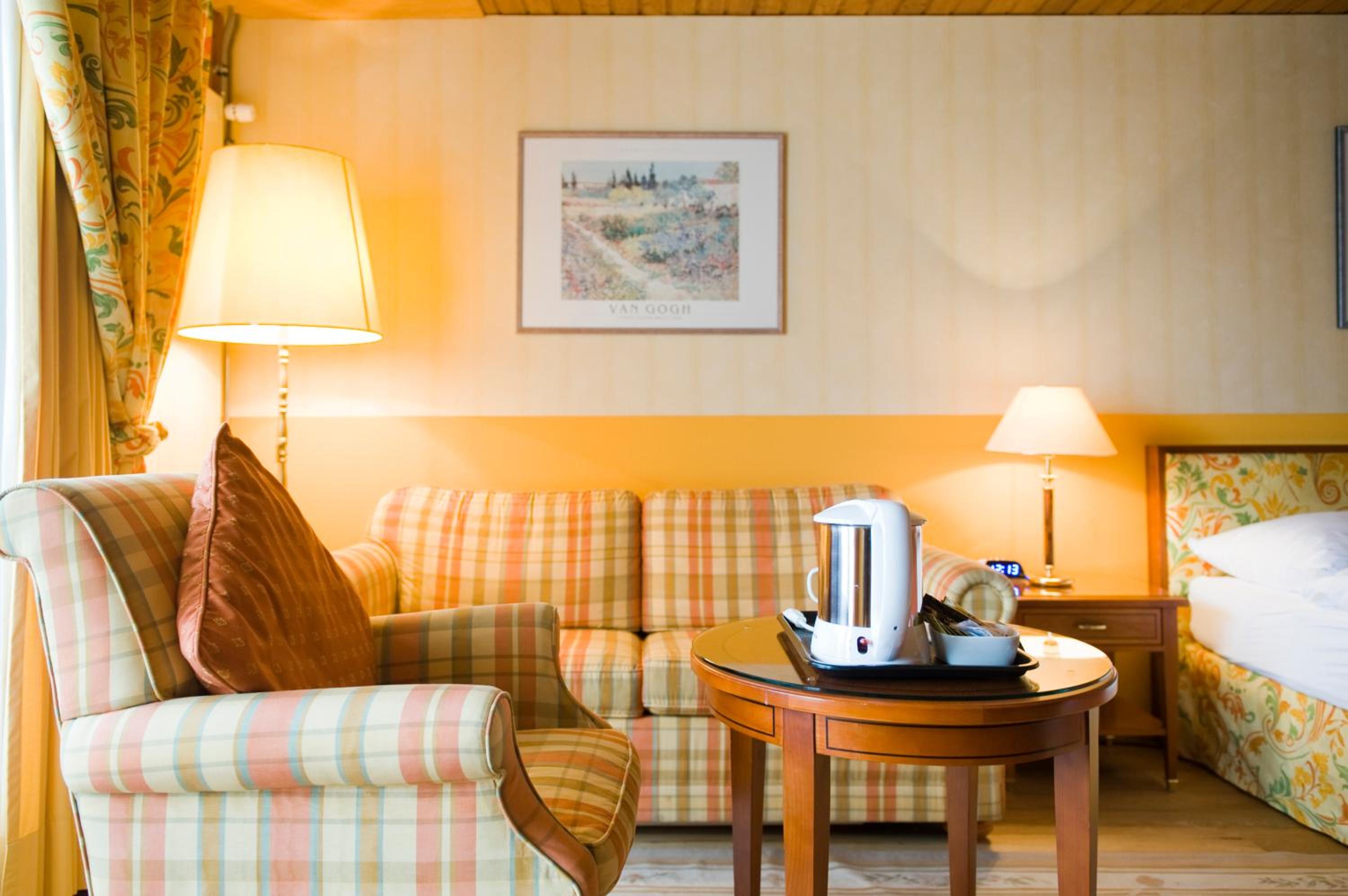 Superior Room with Balcony and Jungfrau view - Photo 7