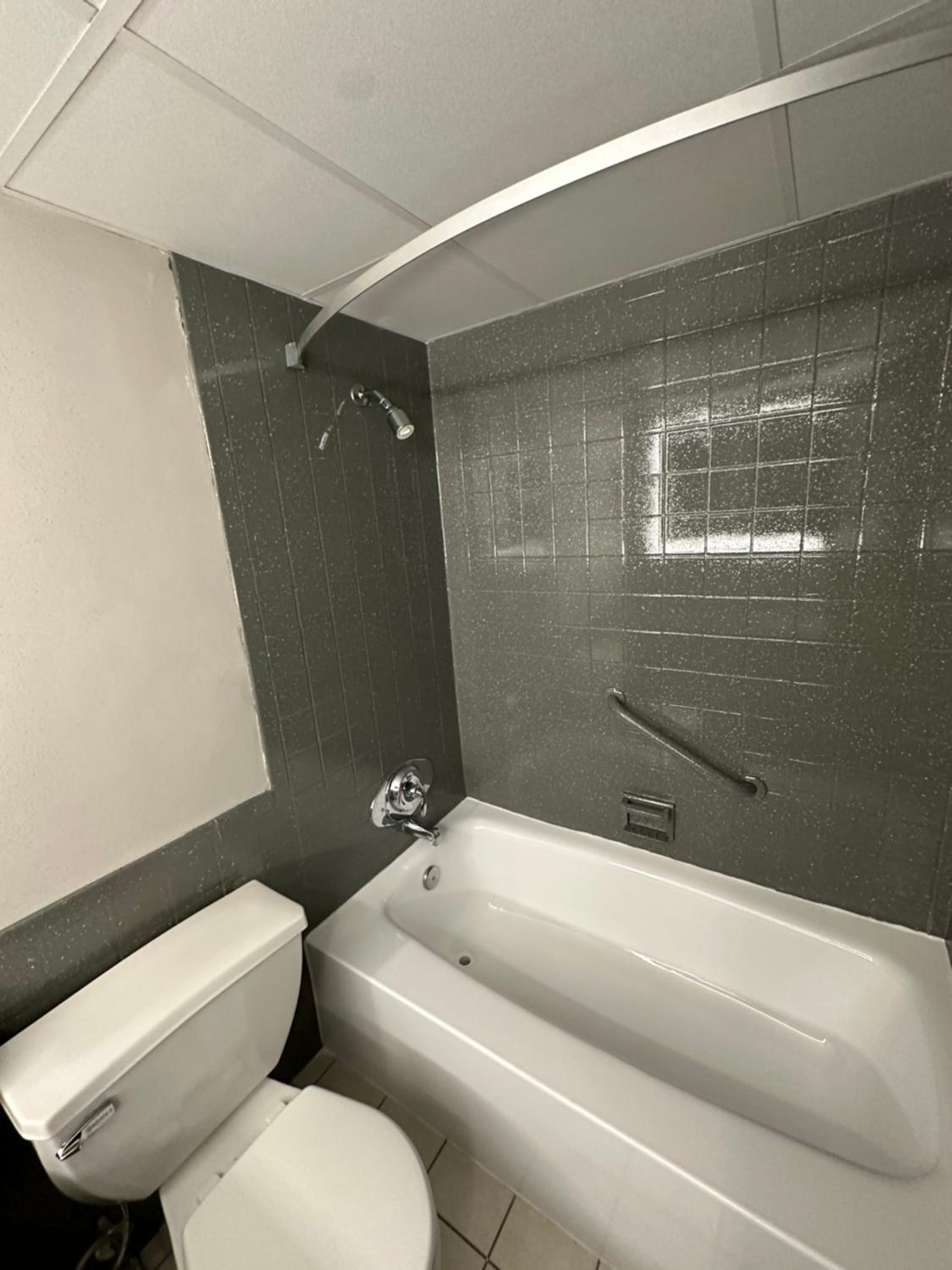 Double Room with Two Double Beds - Non-Smoking photo 2